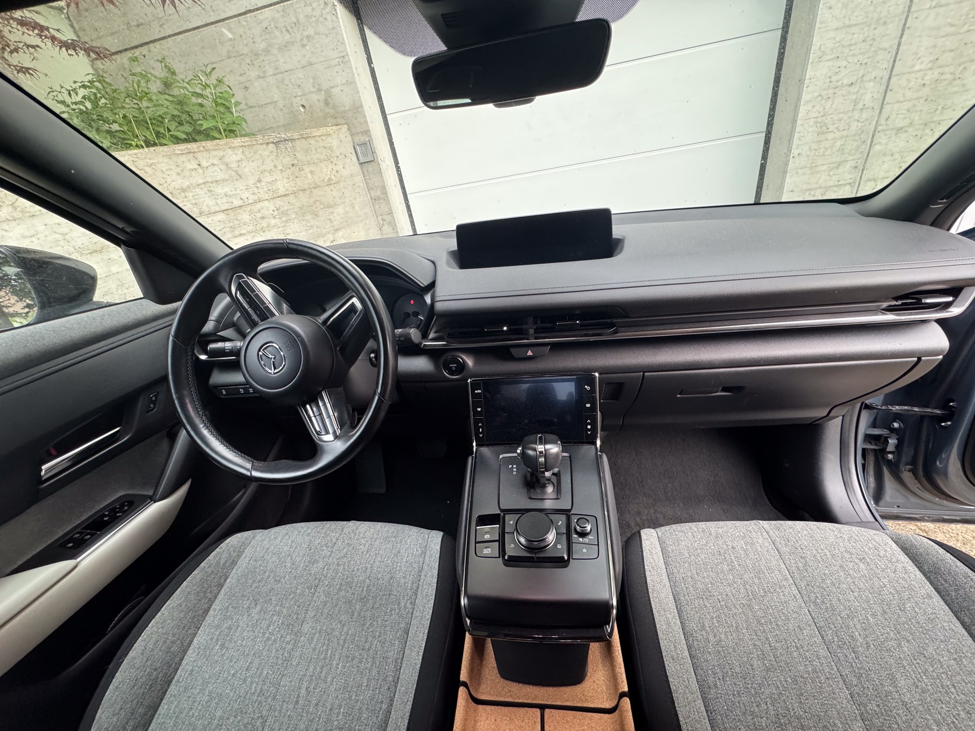 MAZDA MX-30 e-Skyactiv Ambition Plus-image-4
