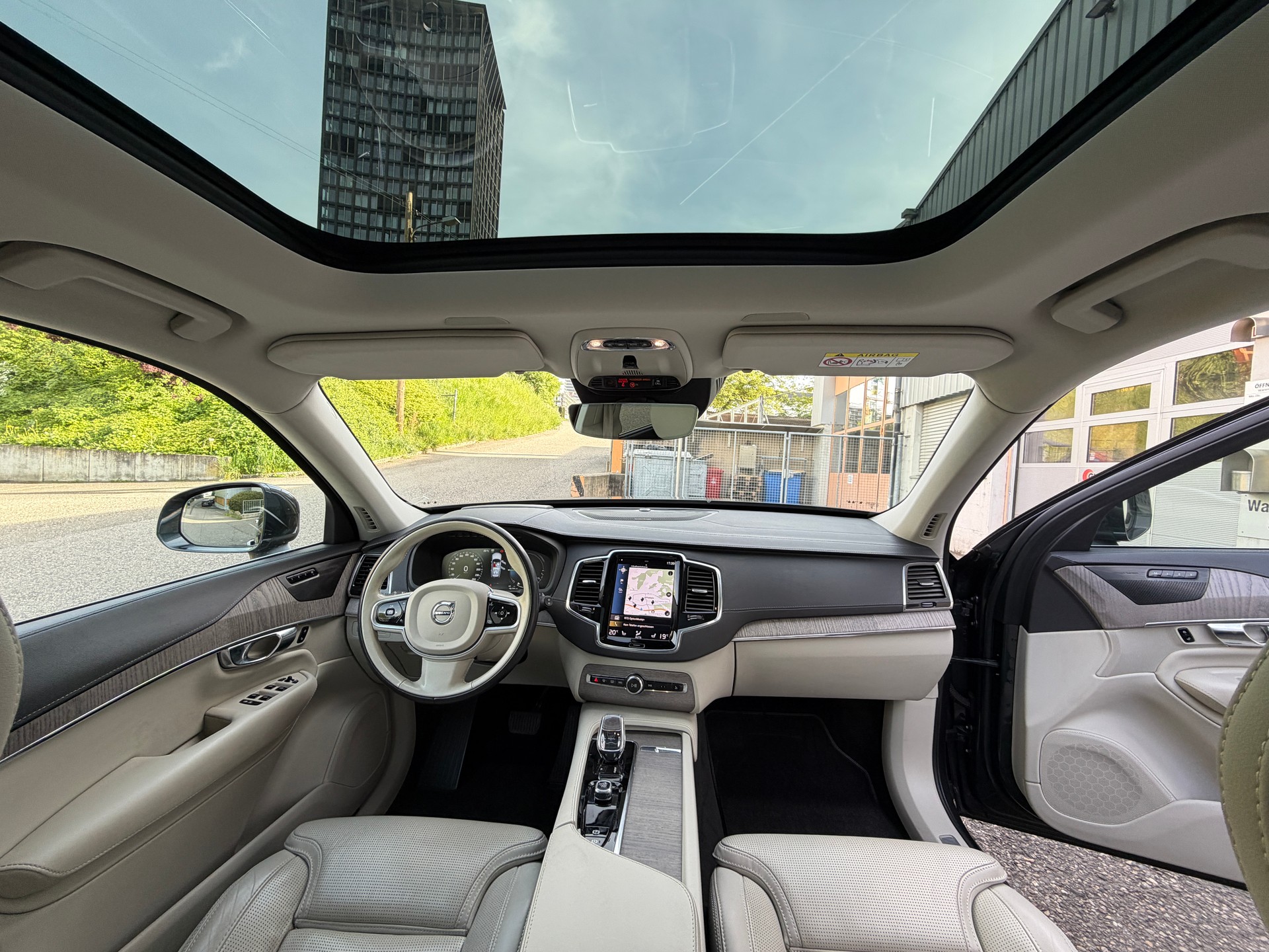 VOLVO XC90 T8 eAWD Inscription 7Plätze. eAWD-image-13