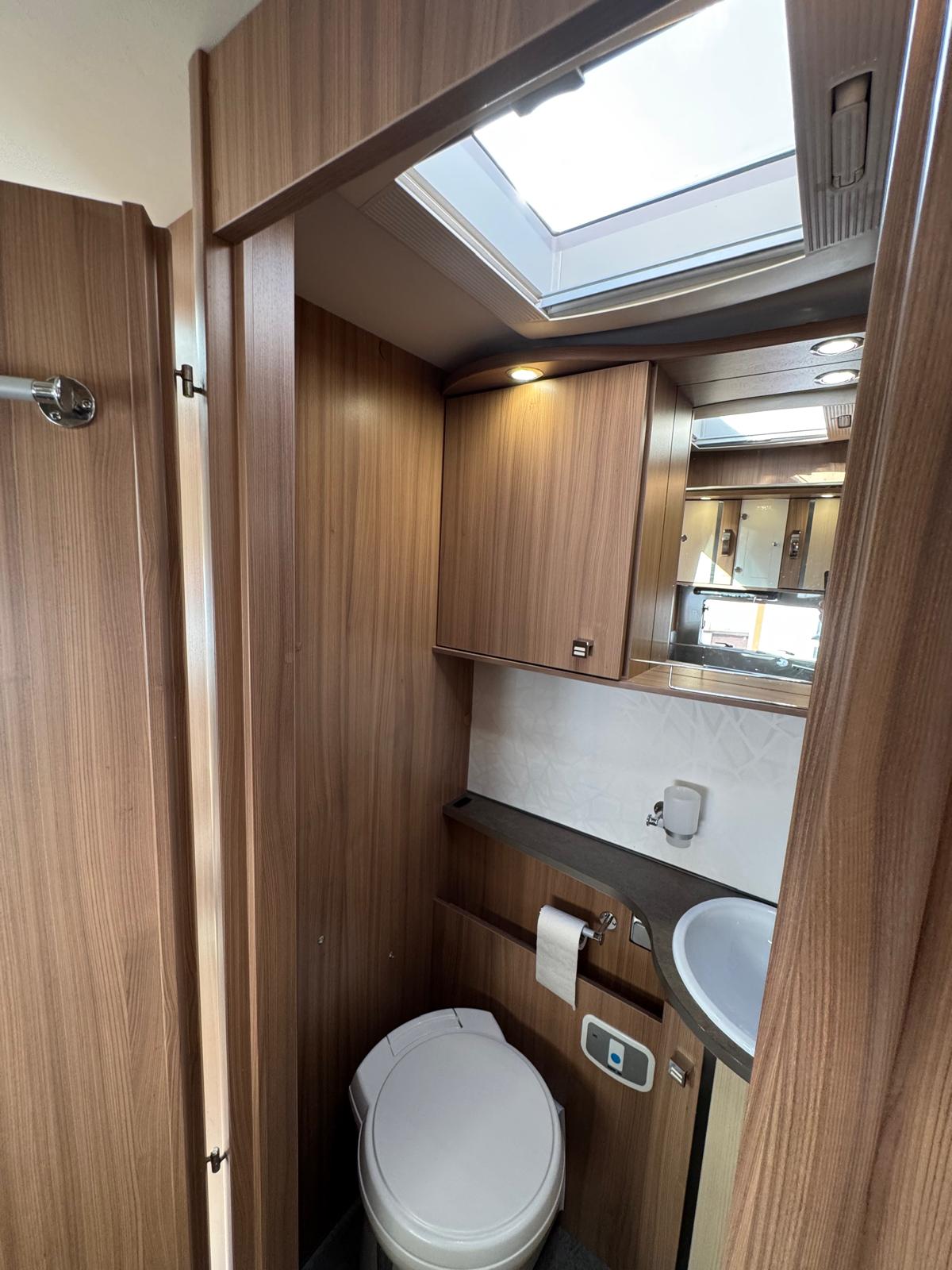 FIAT Pilote Reference 690G I Fiat Ducato 2.3 150PS I Queensbett I Grosse Garage-image-20