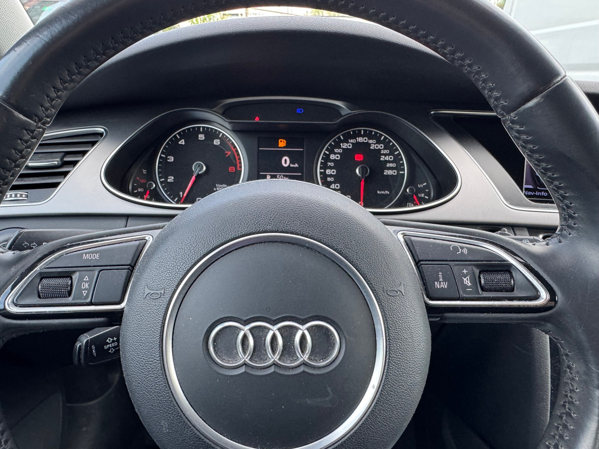 AUDI A4 Avant 1.8 TFSI-image-7