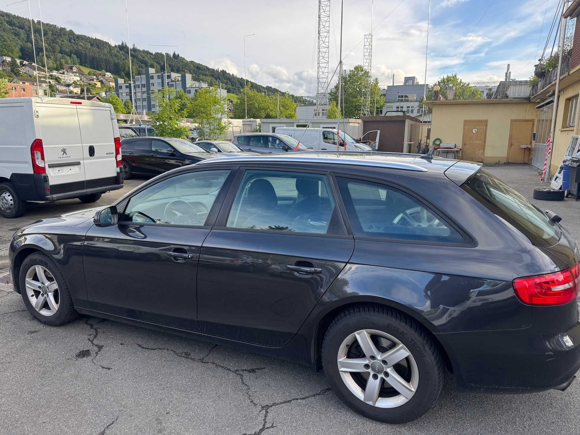AUDI A4 Avant 1.8 TFSI-image-4