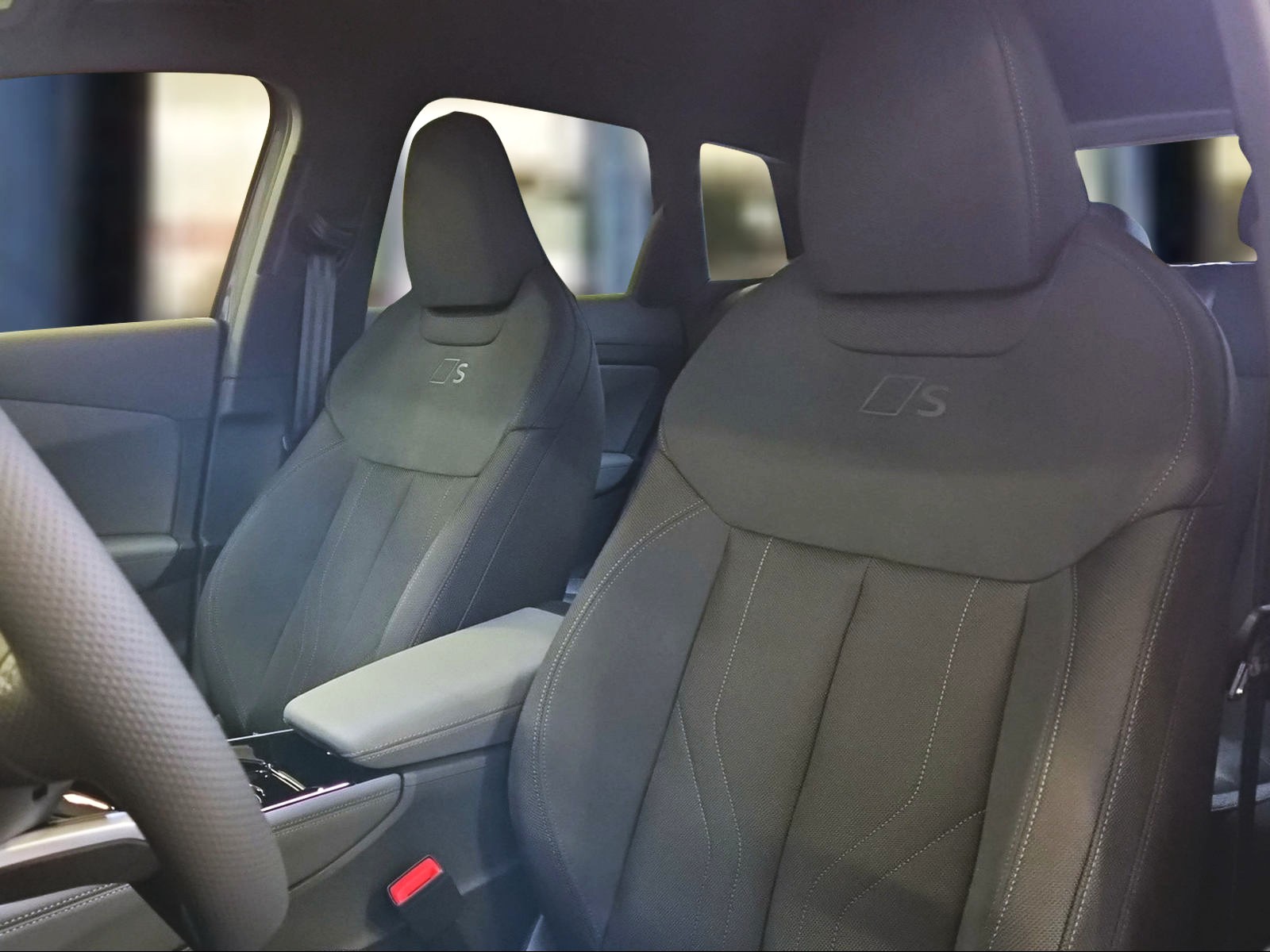 AUDI Q3 SUV TFSI quattro 150 kW S tronic Daytonagrau Perleffekt-image-7