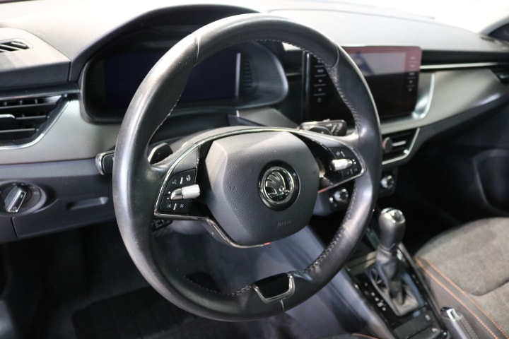 SKODA Kamiq 1.0 TSI Clever DSG-showroom-element-2