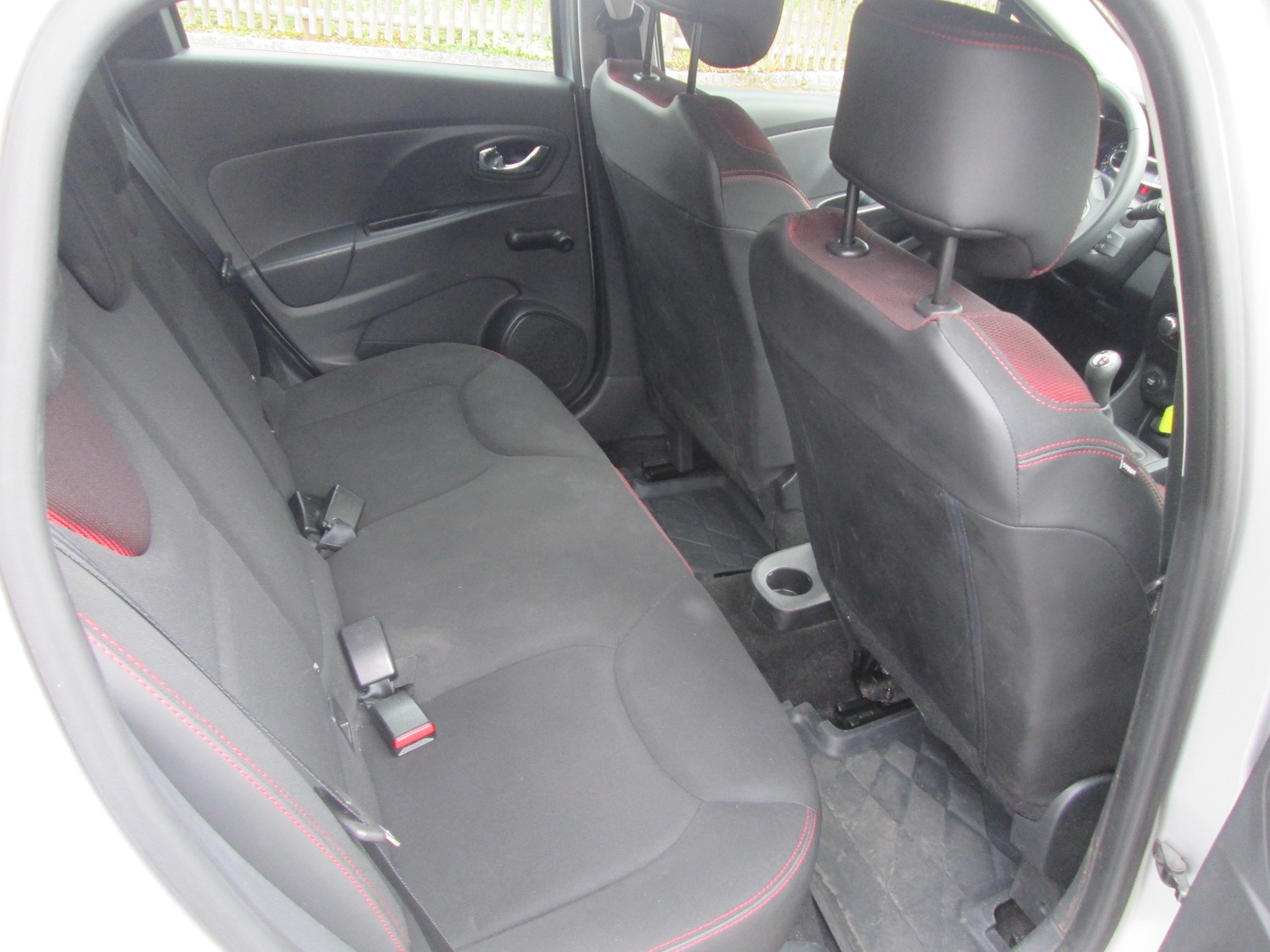 RENAULT Clio Grandtour 1.2 16V Authentique-image-10