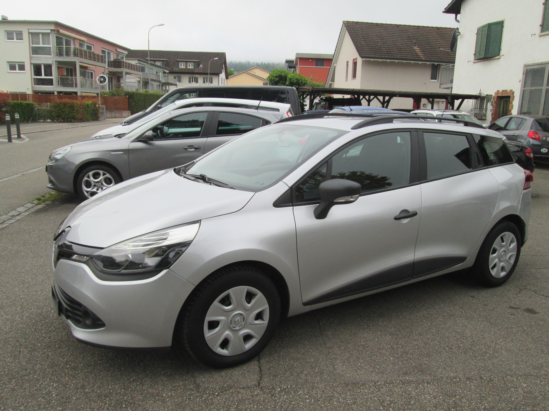 RENAULT Clio Grandtour 1.2 16V Authentique