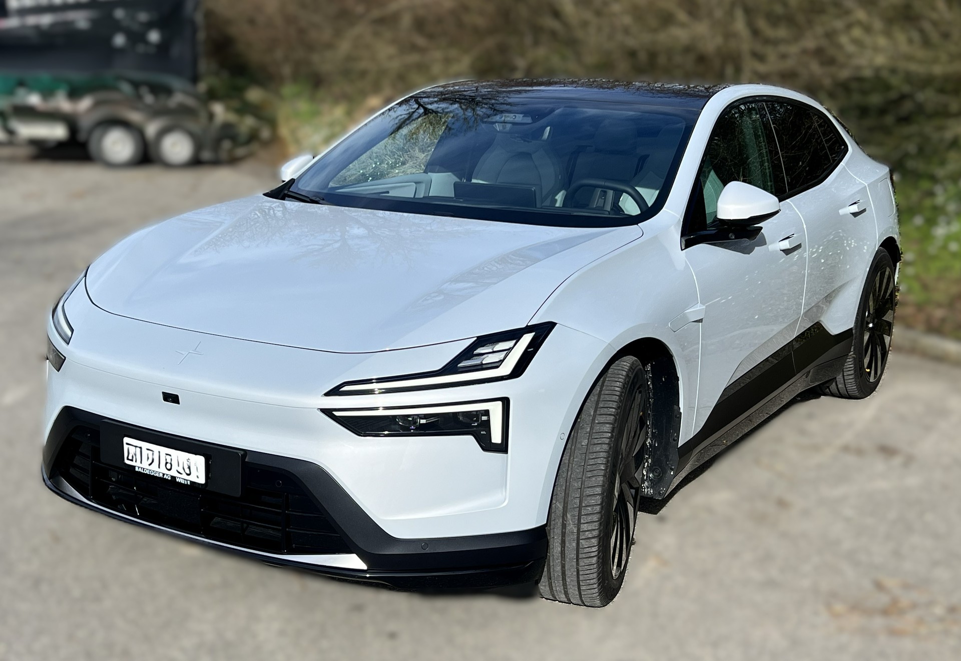 POLESTAR Long Range Dual Motor