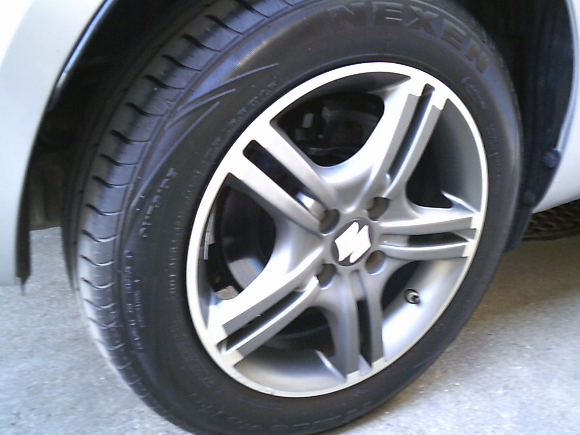 SUZUKI Swift 1.2i 16V PizSulai 4x4-image-14
