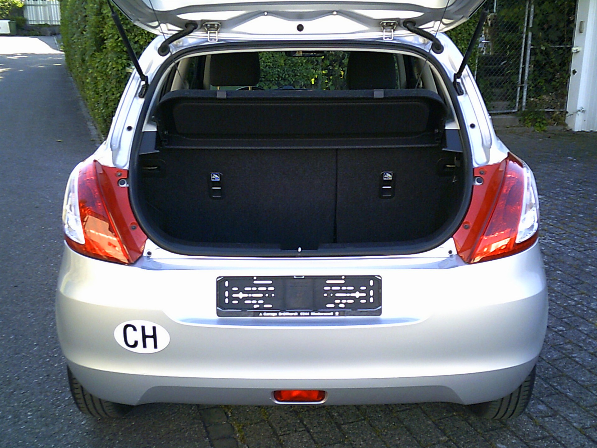 SUZUKI Swift 1.2i 16V PizSulai 4x4-image-10