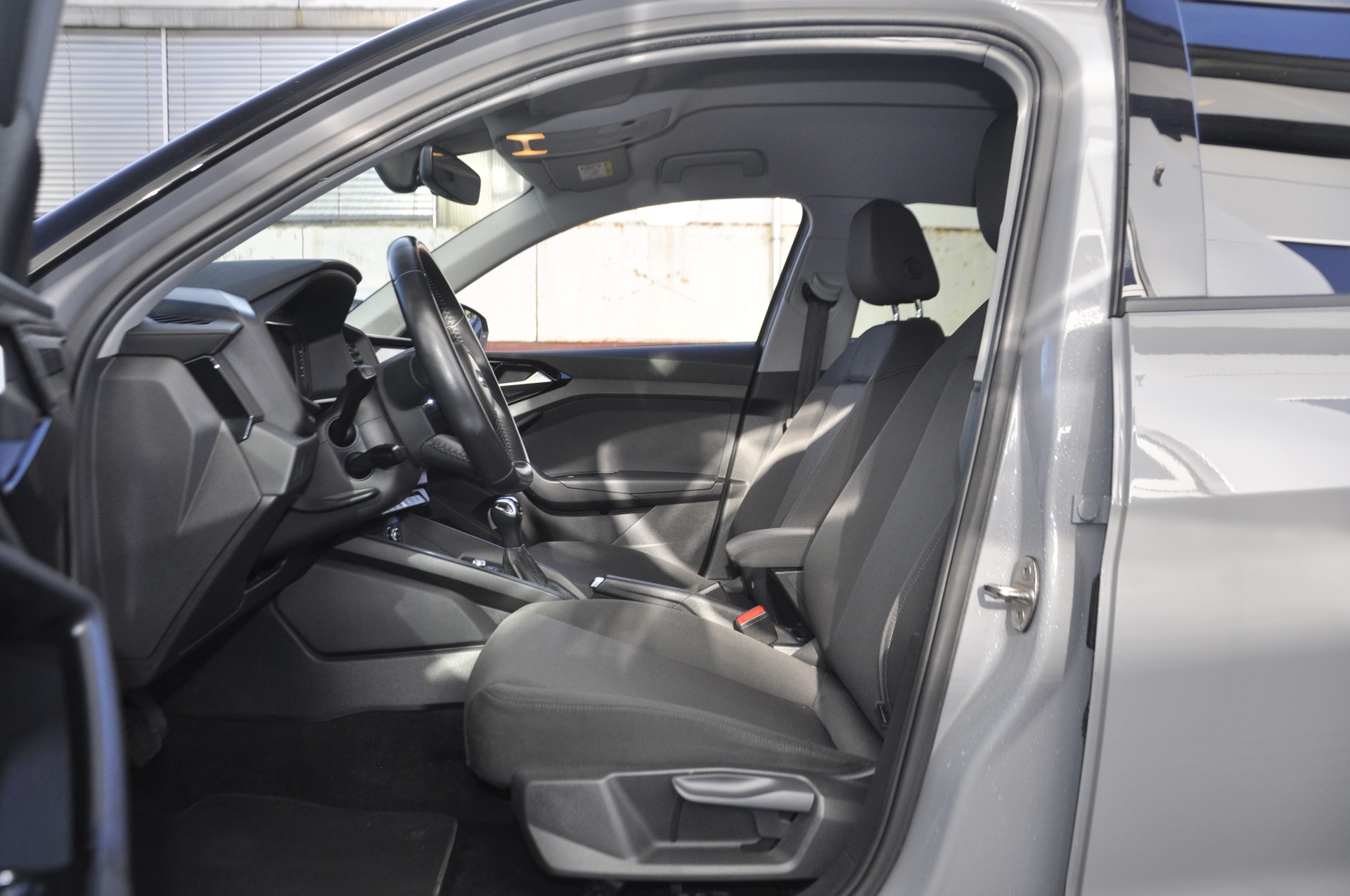 AUDI A1 Sportback 30 TFSI S Line S-tronic-image-4