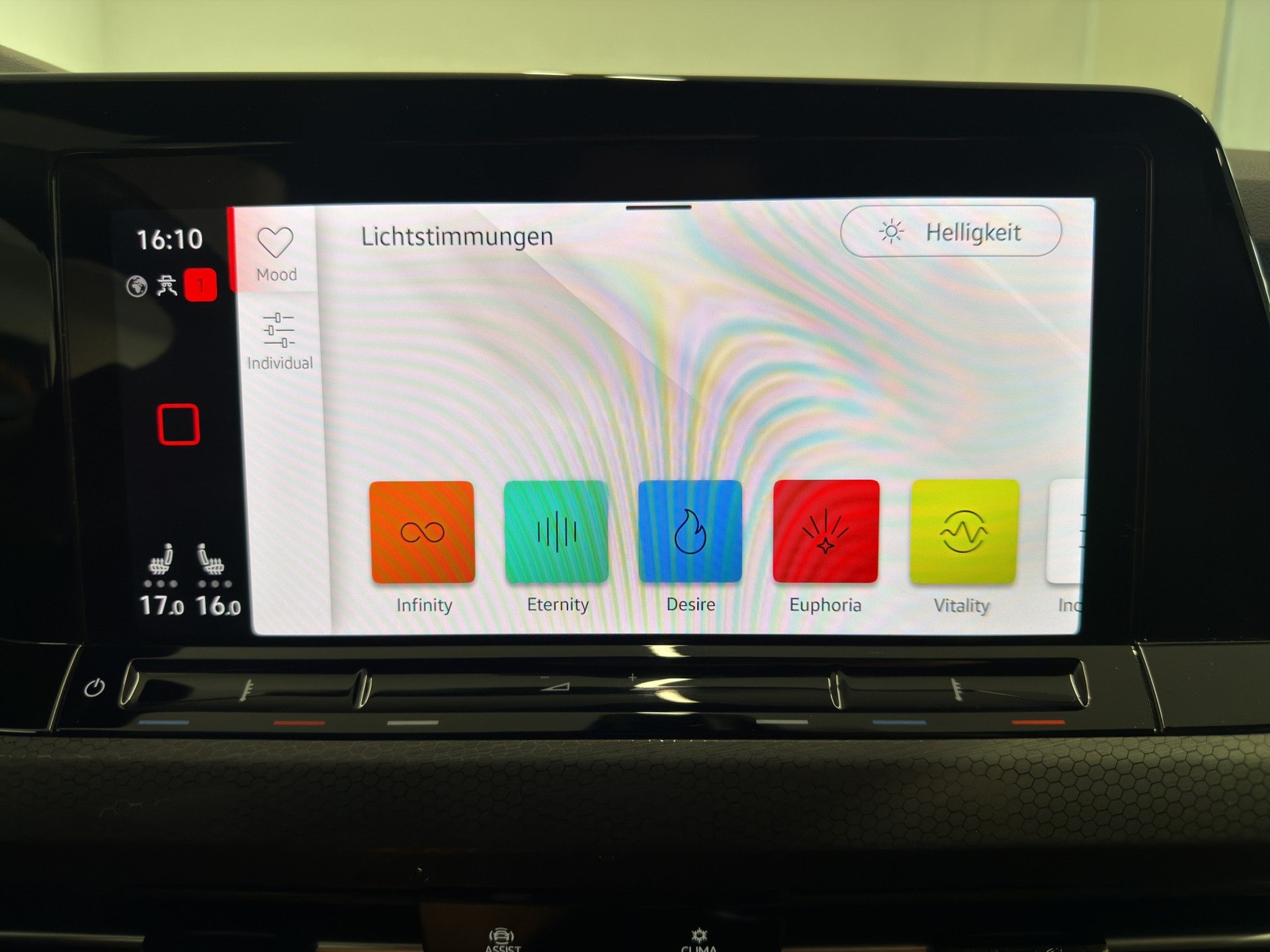 VW Golf 2.0 TSI GTI DSG-image-21