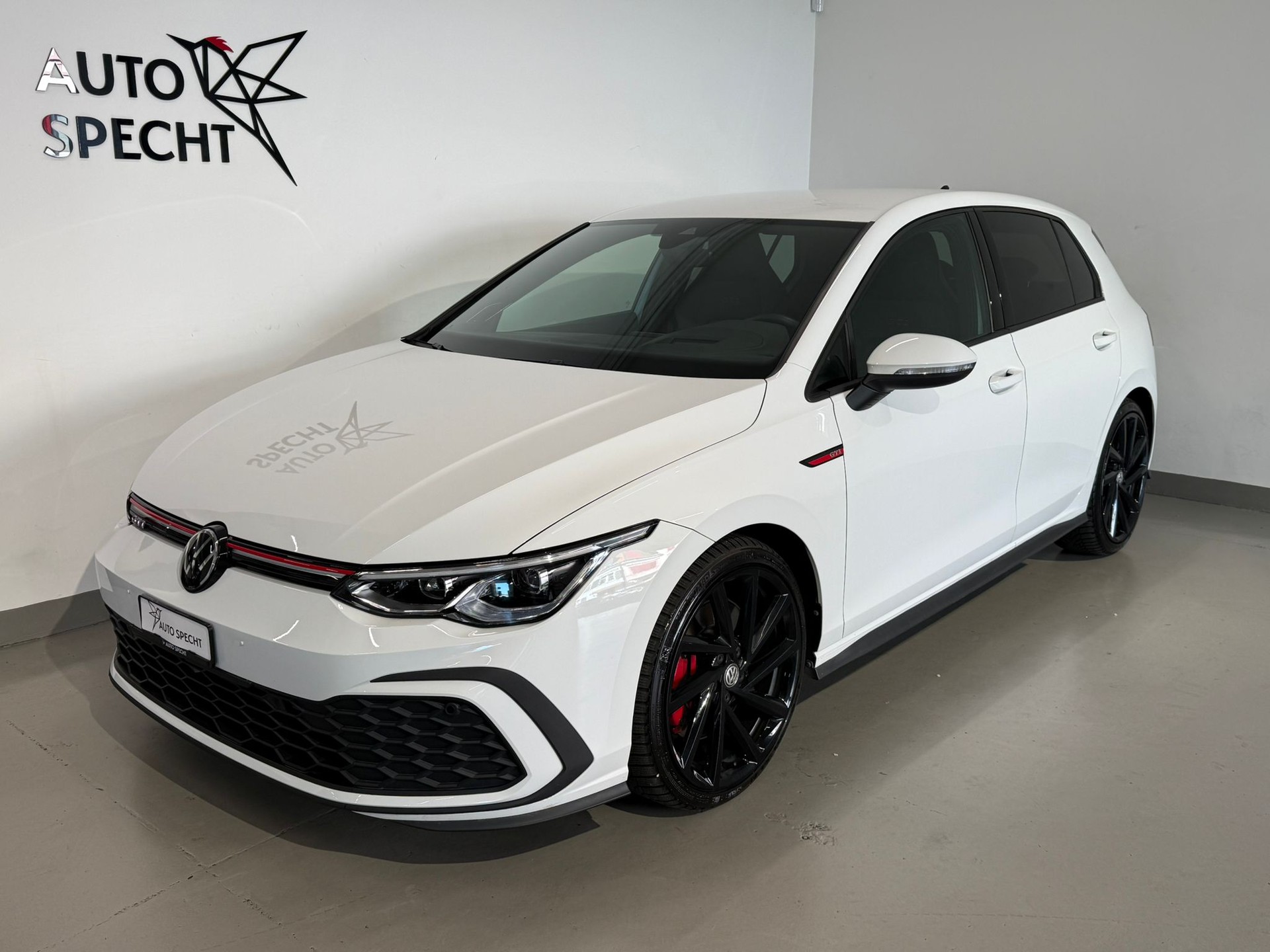 VW Golf 2.0 TSI GTI DSG-showroom-element-2