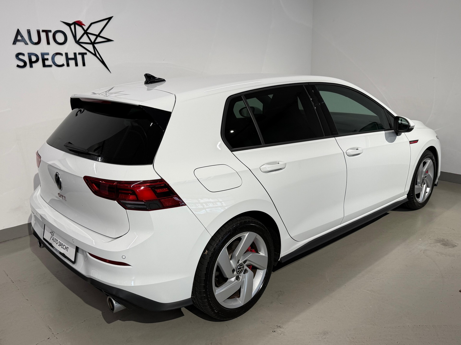 VW Golf 2.0 TSI GTI DSG-image-3