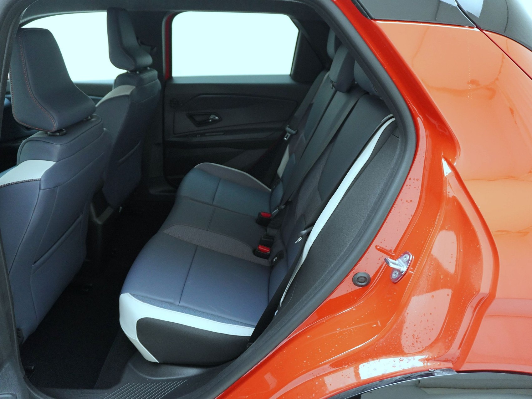 NISSAN Micra Evolve-image-13