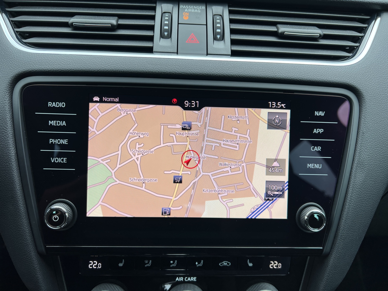 SKODA Octavia Combi 2.0 TSI RS DSG-image-10