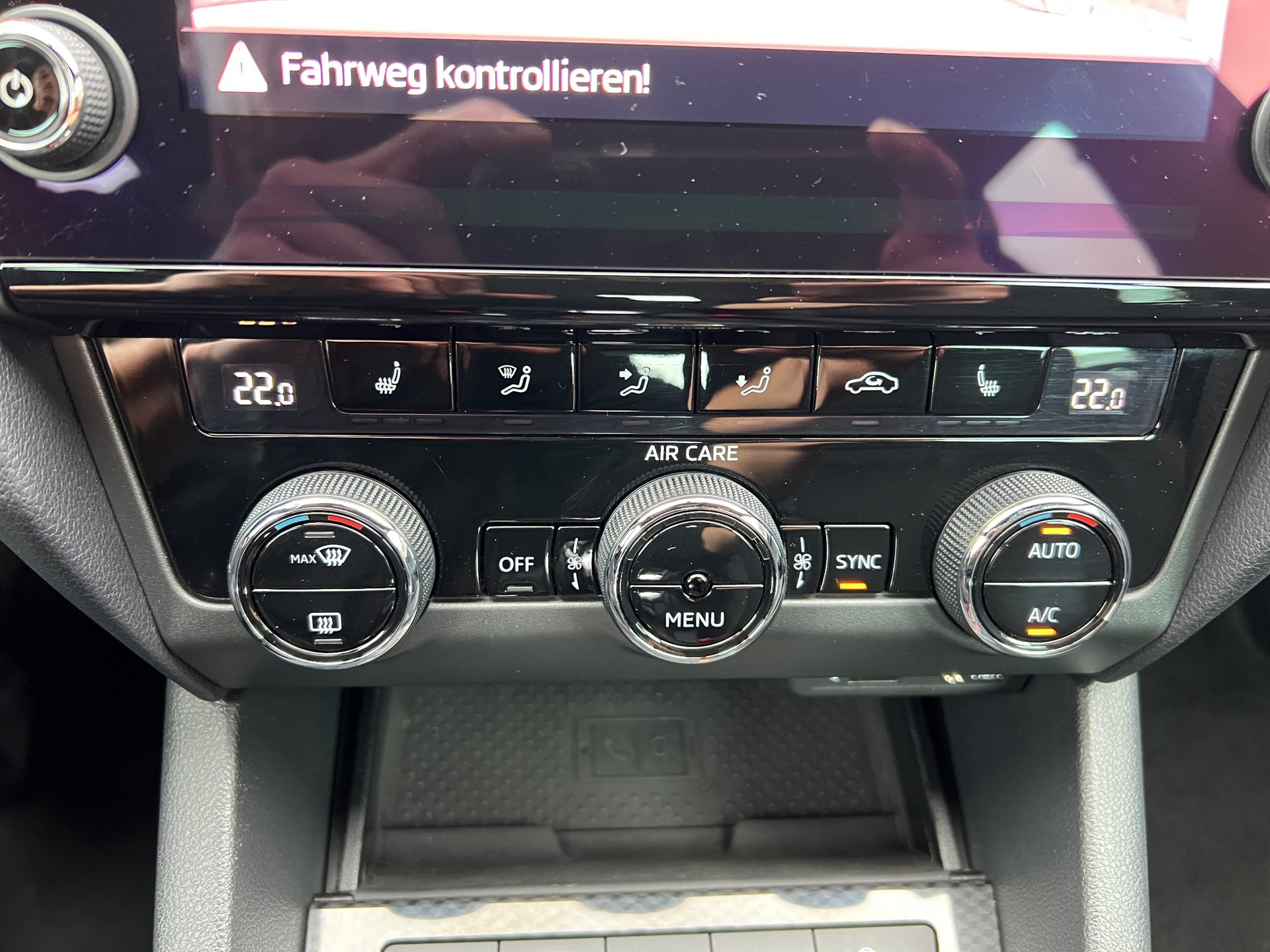 SKODA Octavia Combi 2.0 TSI RS DSG-image-13