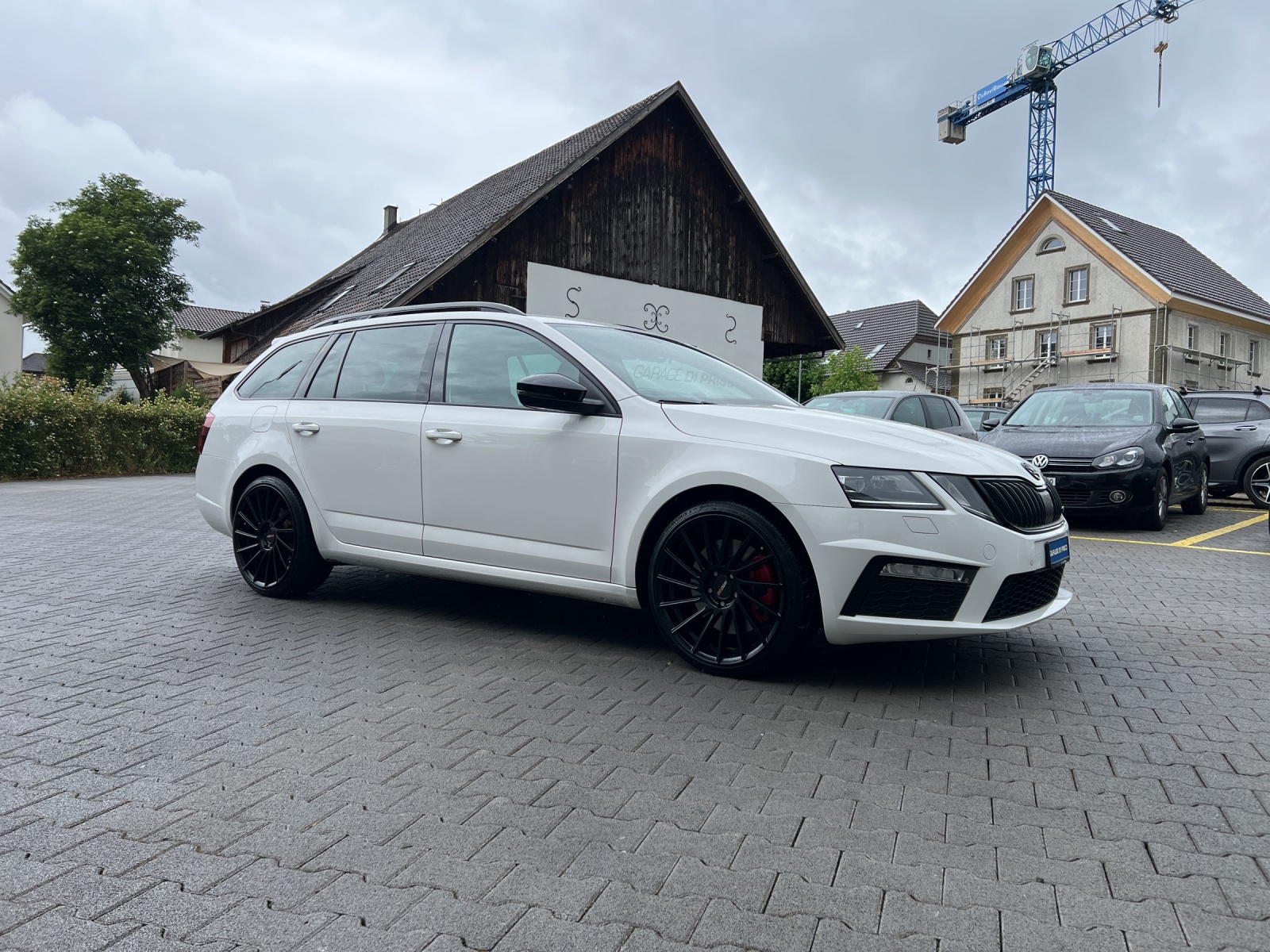 SKODA Octavia Combi 2.0 TSI RS DSG-image-5
