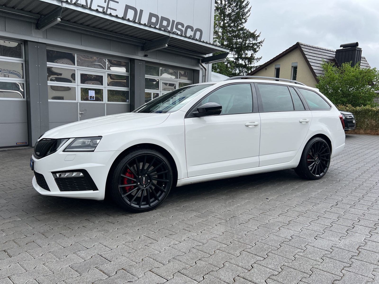 SKODA Octavia Combi 2.0 TSI RS DSG