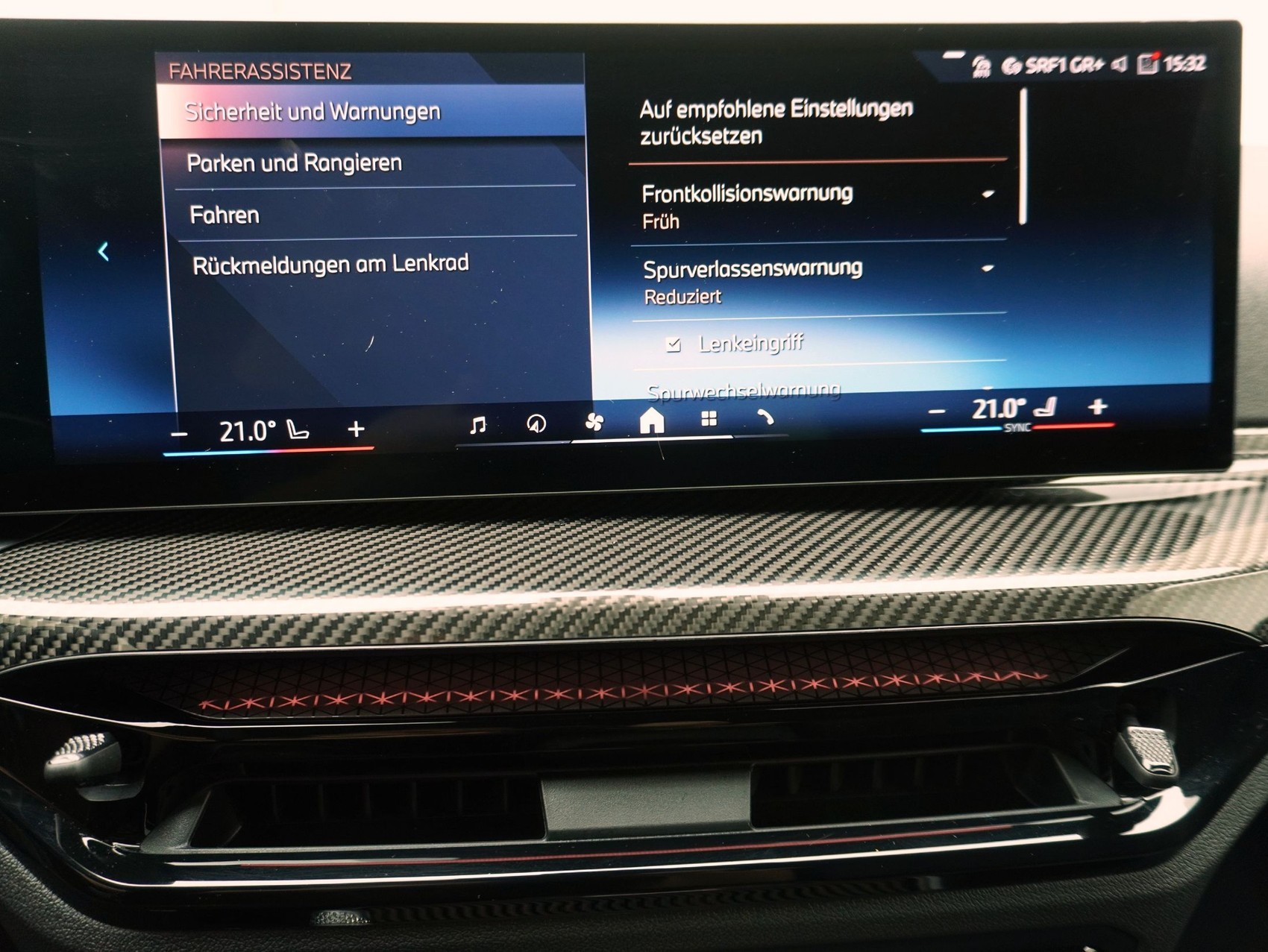 BMW 3er 320d xDrive M Sport Touring **BMW Werksgarantie bis 01/2029**-image-27