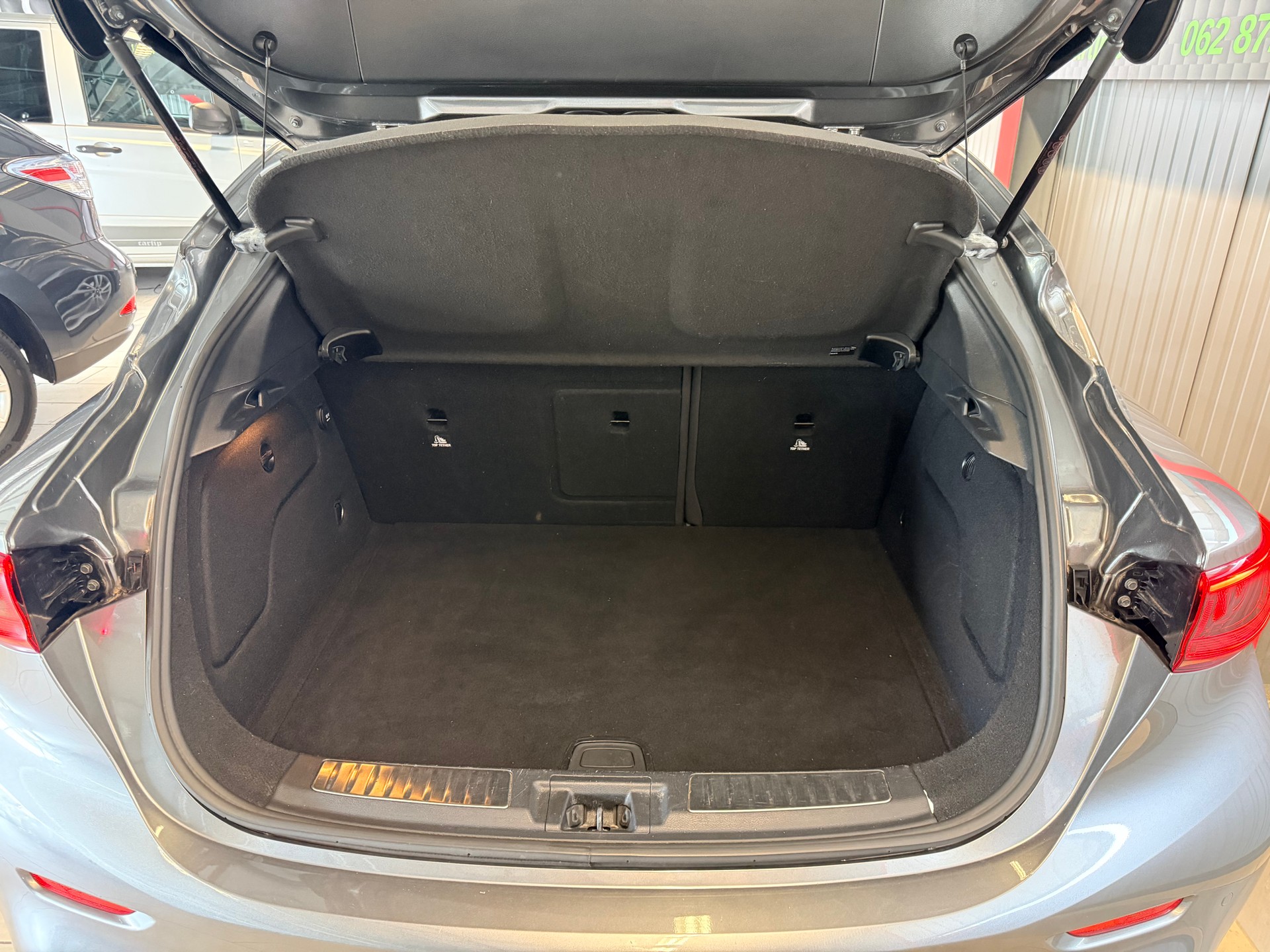 INFINITI Q30 Business Executive FWD DCT-image-15