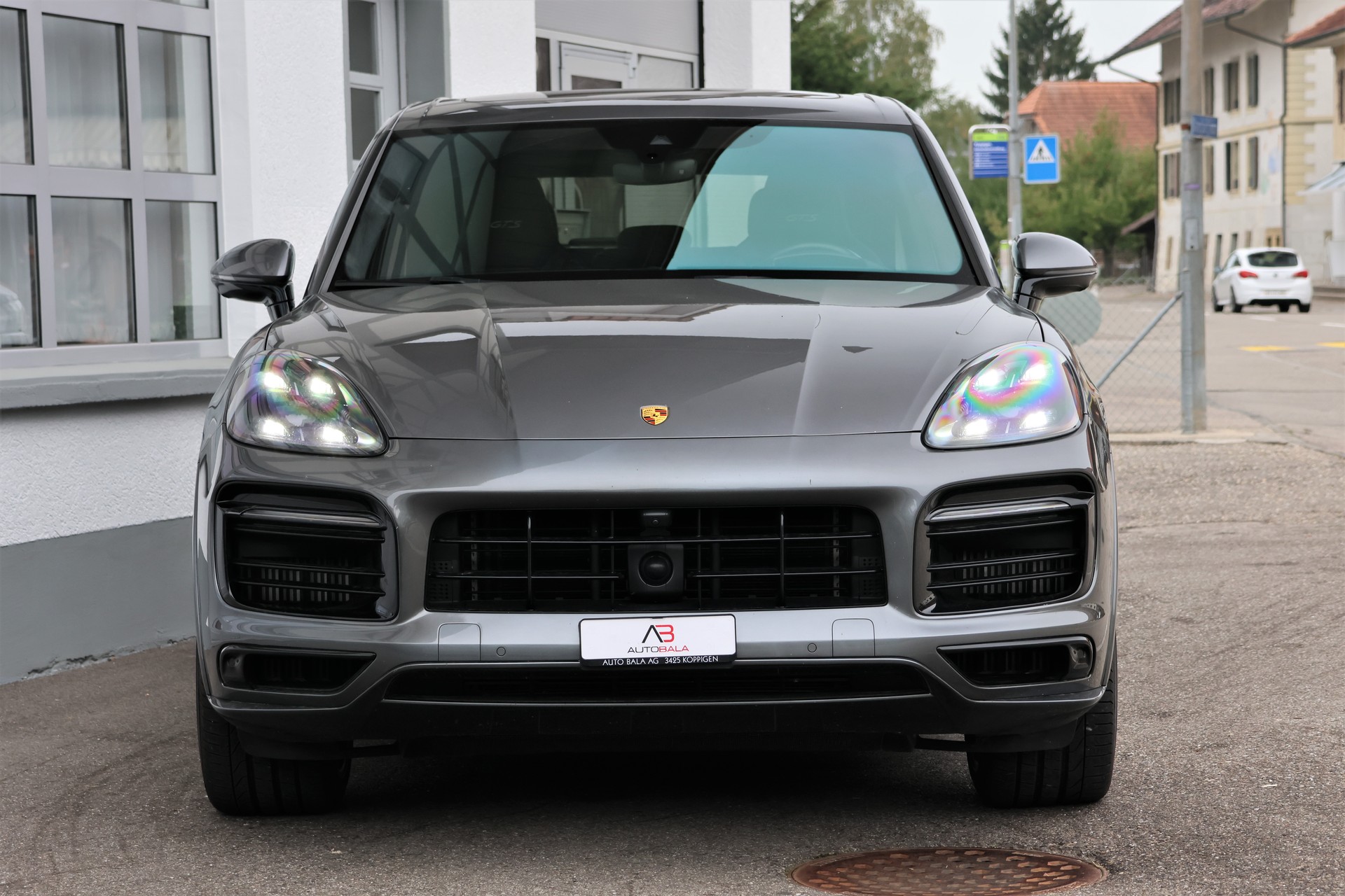 PORSCHE Cayenne GTS (CH) "2+2y Approved"-showroom-element-1