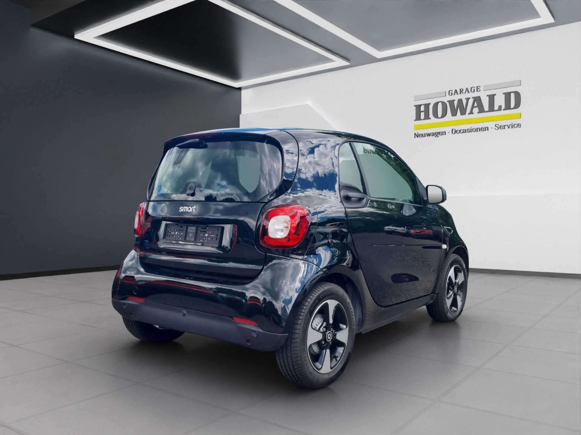 SMART Smart Fortwo Coupé EQ Passion-image-4