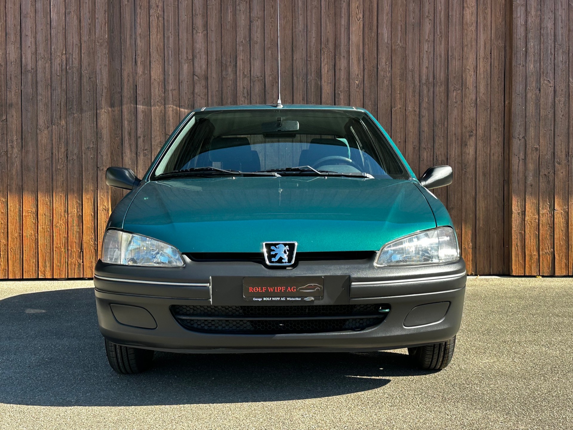 PEUGEOT 106-showroom-element-2