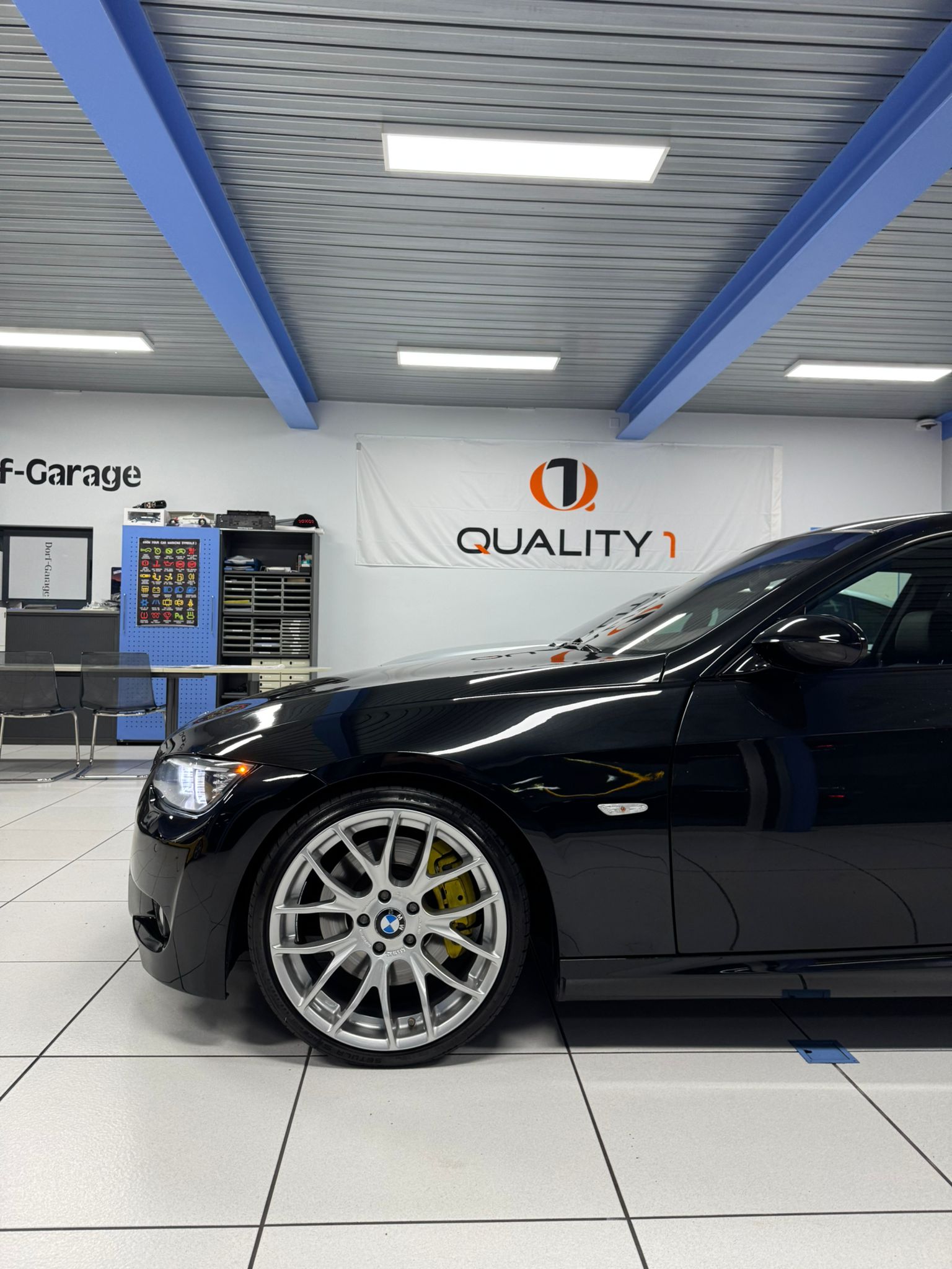 BMW 335i xDrive Coupé Steptronic-showroom-element-3