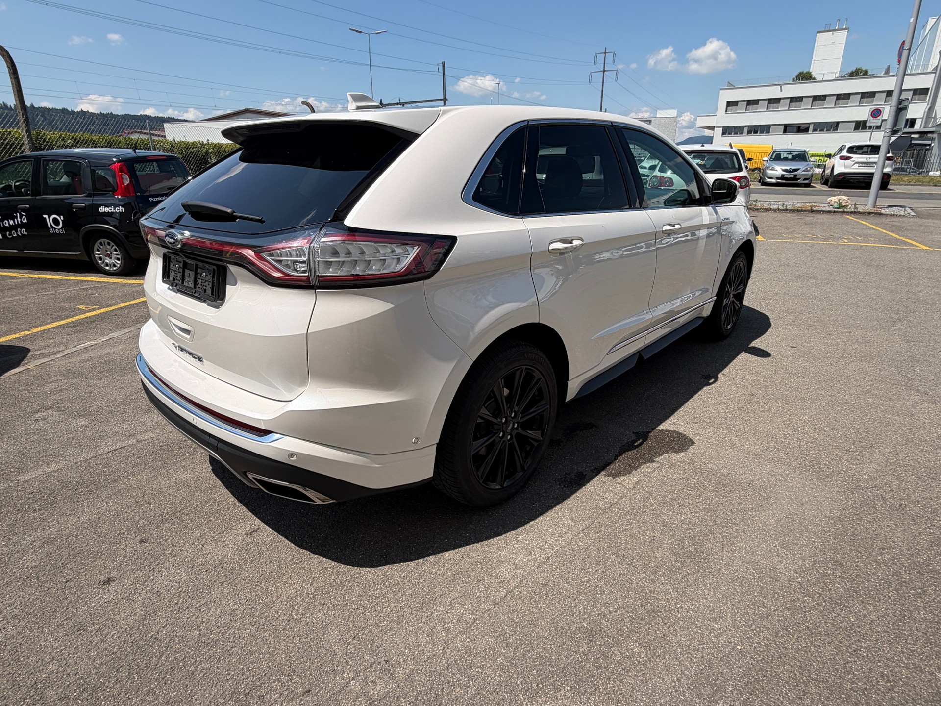 FORD Edge 2.0 TDCi Vignale 4WD PowerShift-image-4