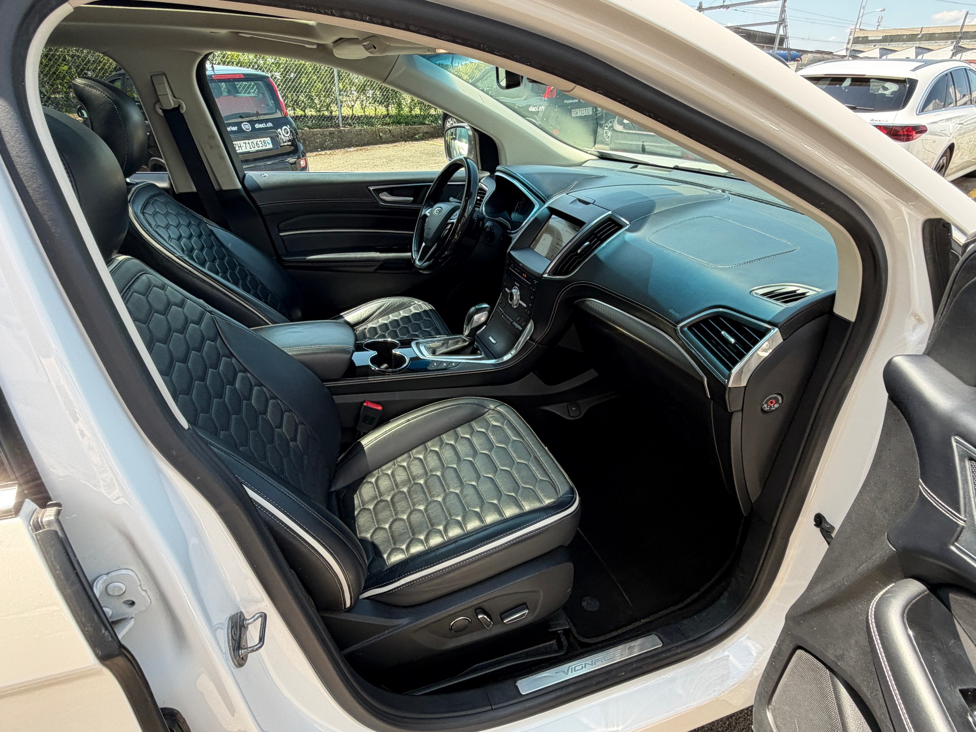 FORD Edge 2.0 TDCi Vignale 4WD PowerShift-image-10