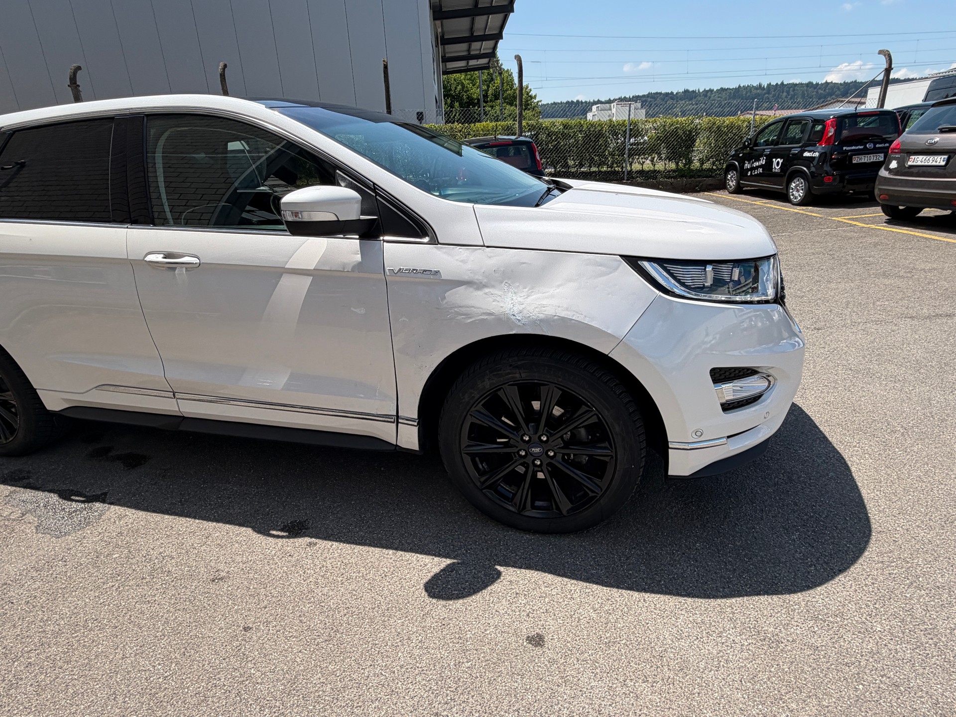 FORD Edge 2.0 TDCi Vignale 4WD PowerShift-image-3