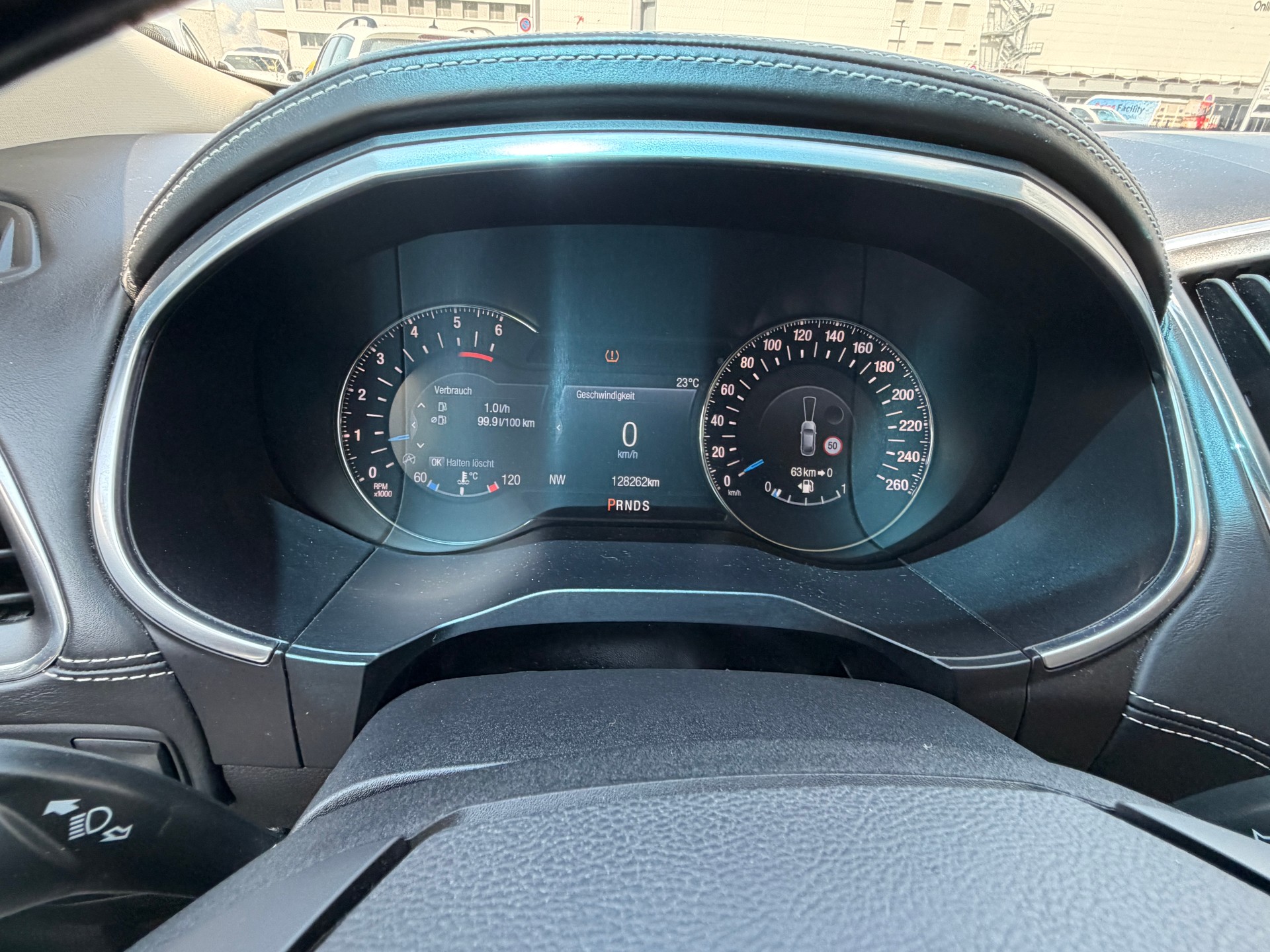FORD Edge 2.0 TDCi Vignale 4WD PowerShift-image-12