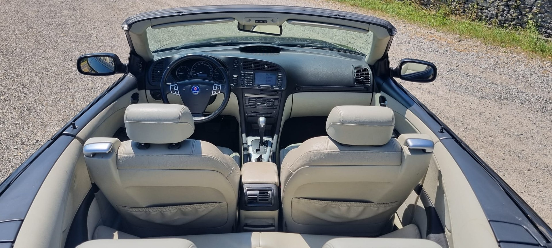 SAAB 9-3 2.0T Aero-image-6