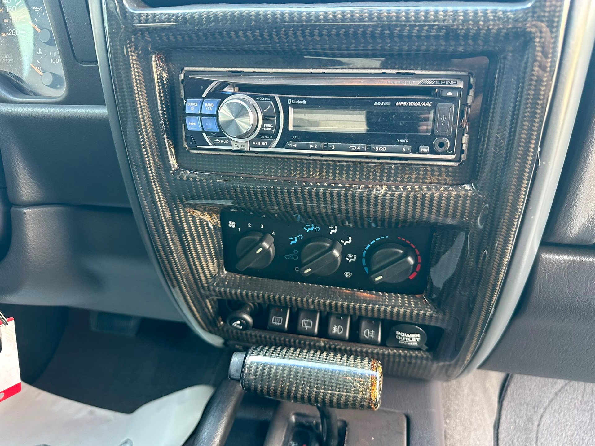 JEEP Cherokee 4.0 Sport Ltd-image-19