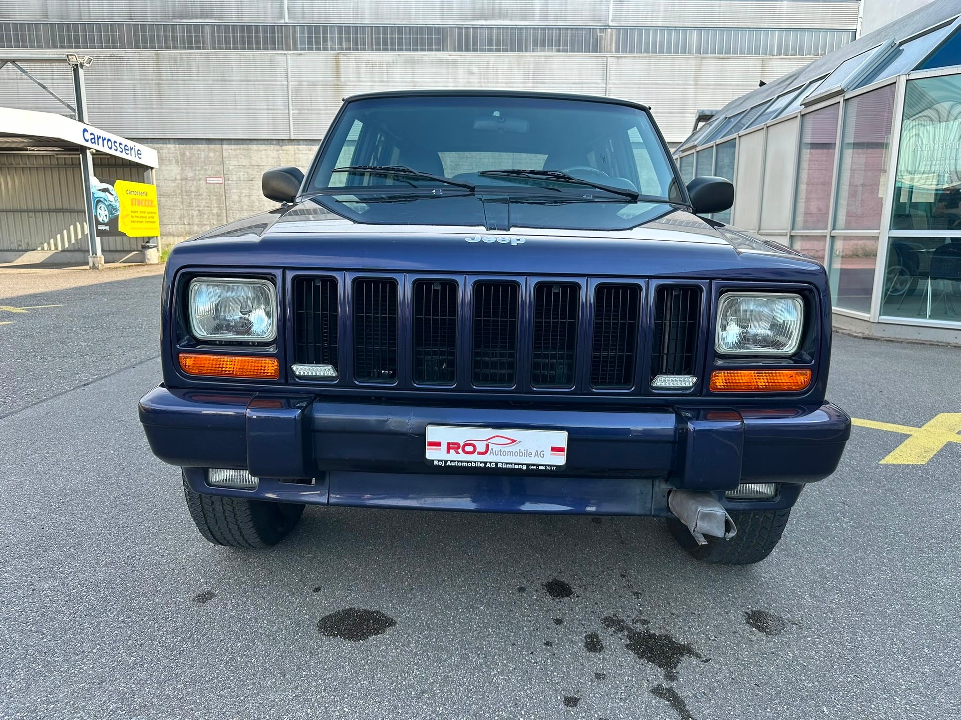 JEEP Cherokee 4.0 Sport Ltd-showroom-element-3