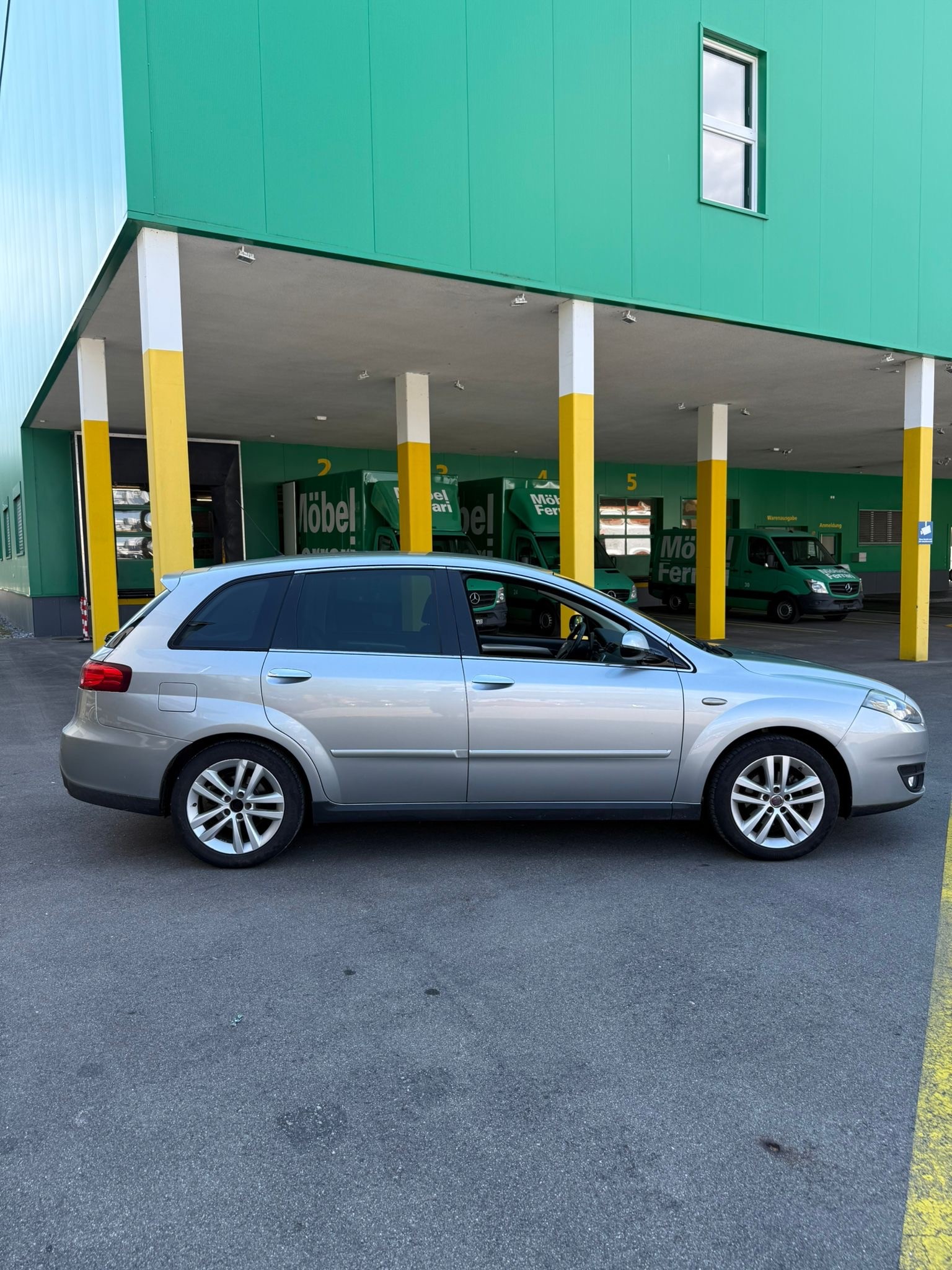 FIAT Croma 1.9 16V JTD Dynamic Automatic-image-7