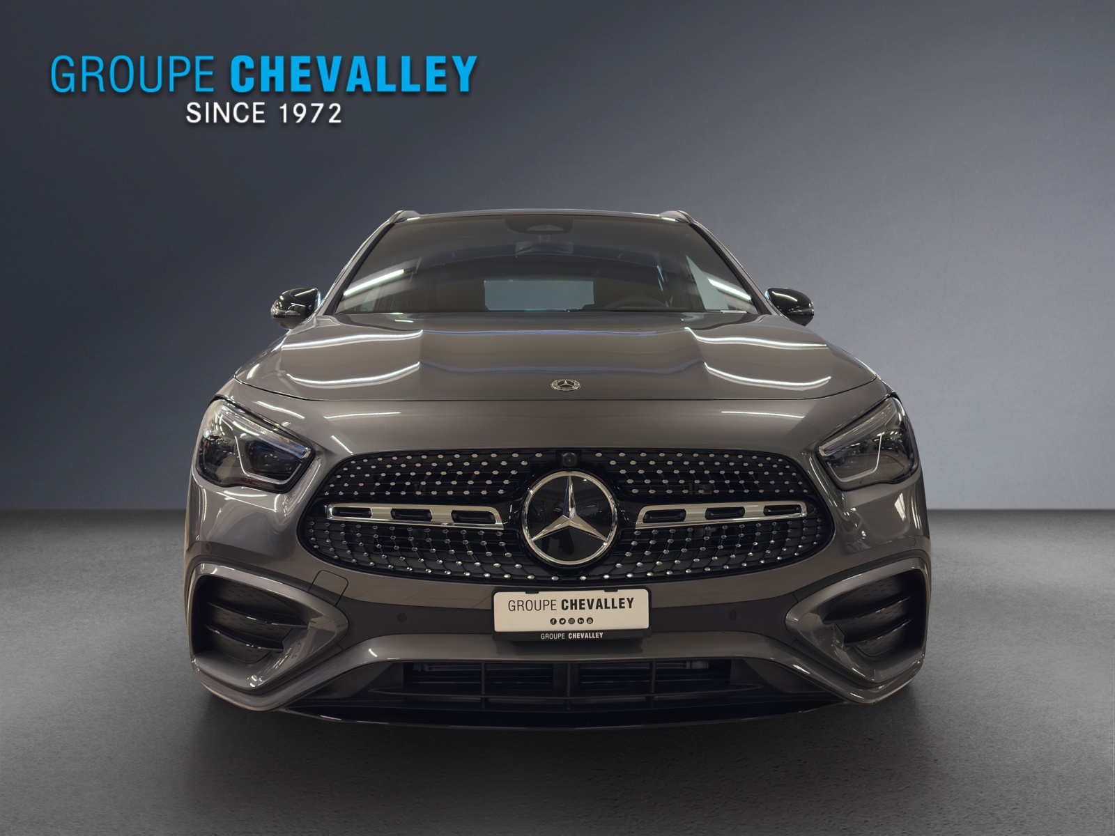 MERCEDES-BENZ GLA 220 4M-showroom-element-3