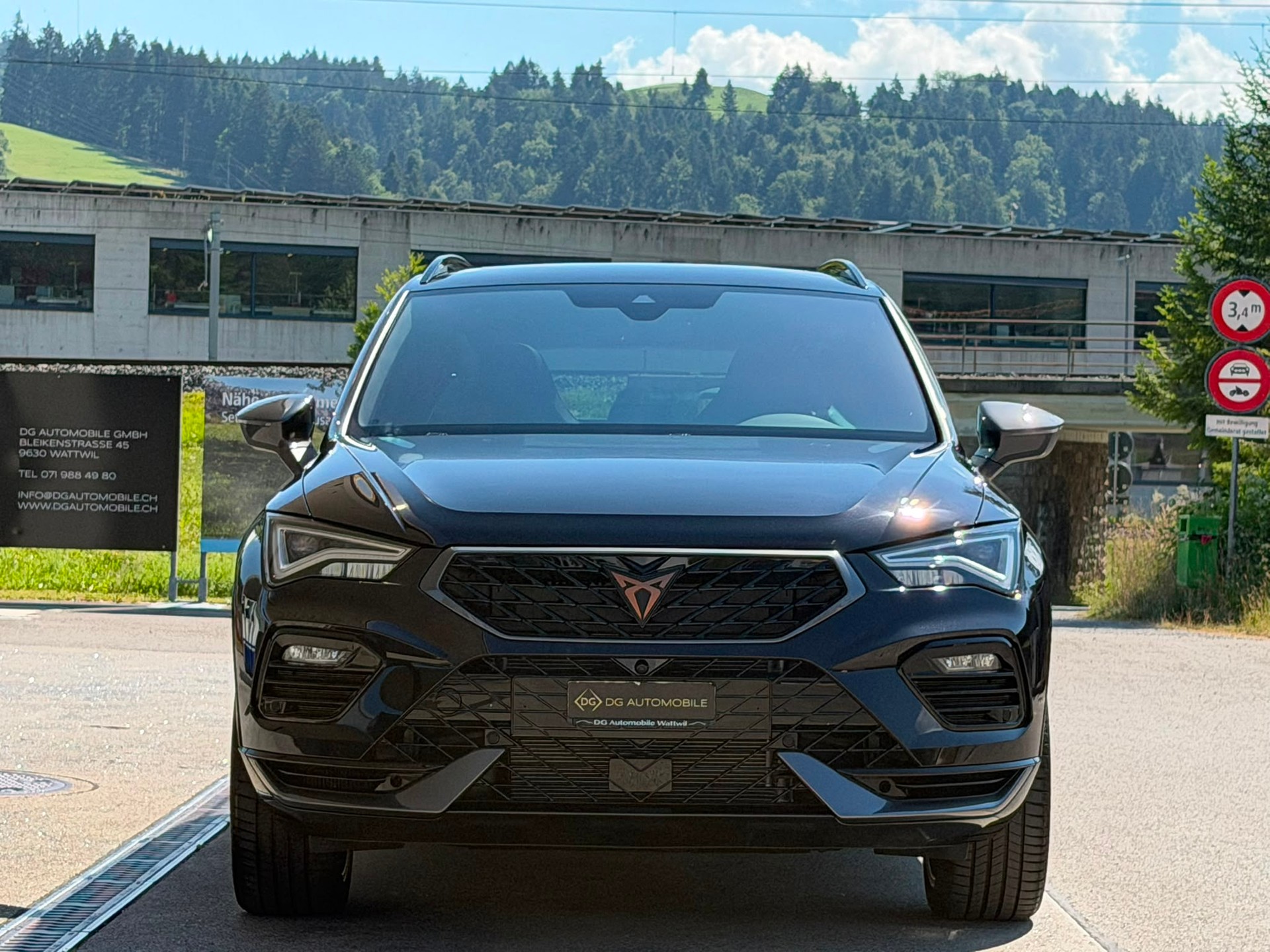 CUPRA Ateca 2.0TSI VZ 4Drive DSG *NEUWAGEN**Top Ausgestattet**Panorama**Assistenzpaket XL**DCC*-showroom-element-1