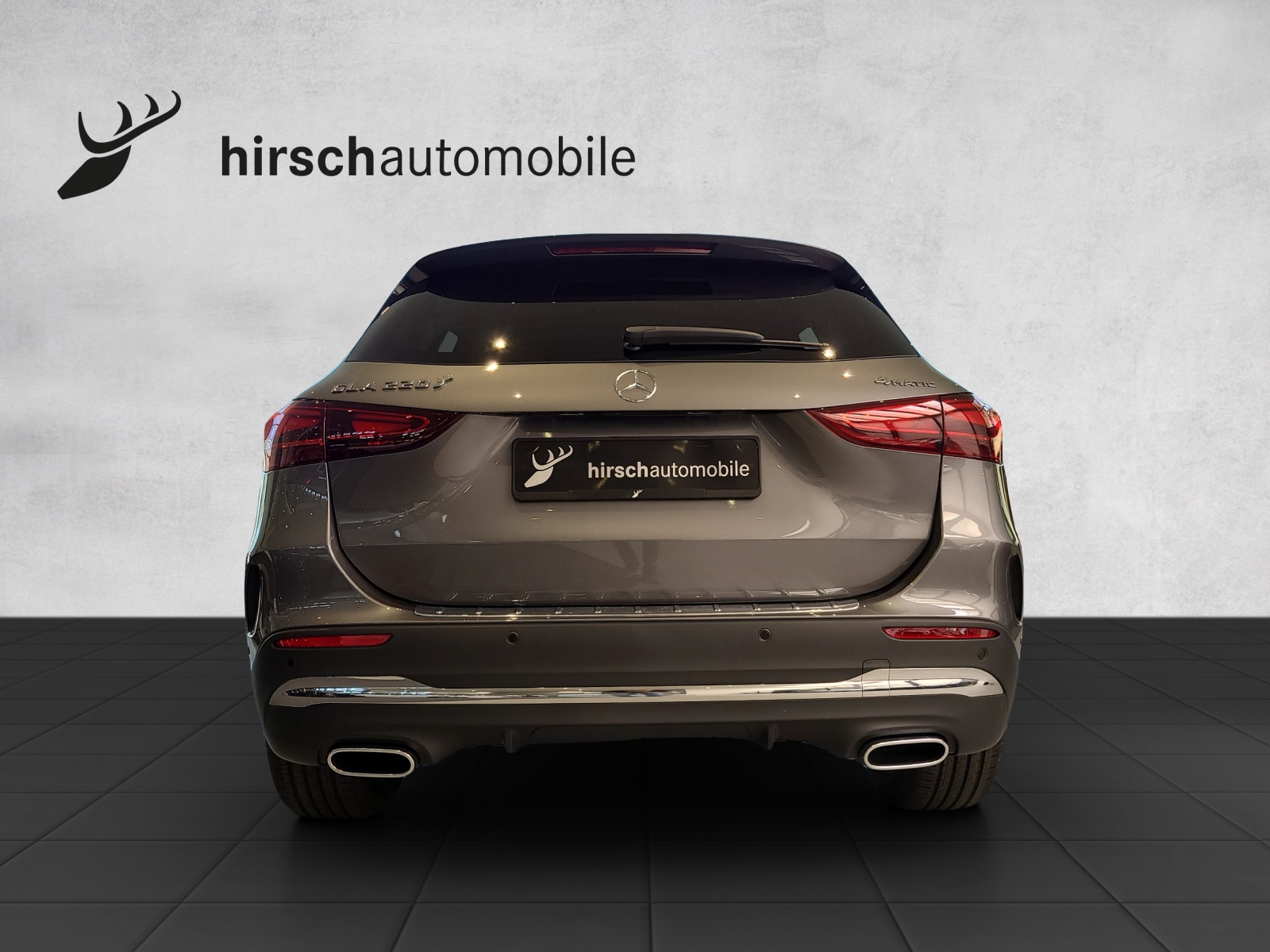 MERCEDES-BENZ GLA 220 4Matic 8G-DCT-showroom-element-2