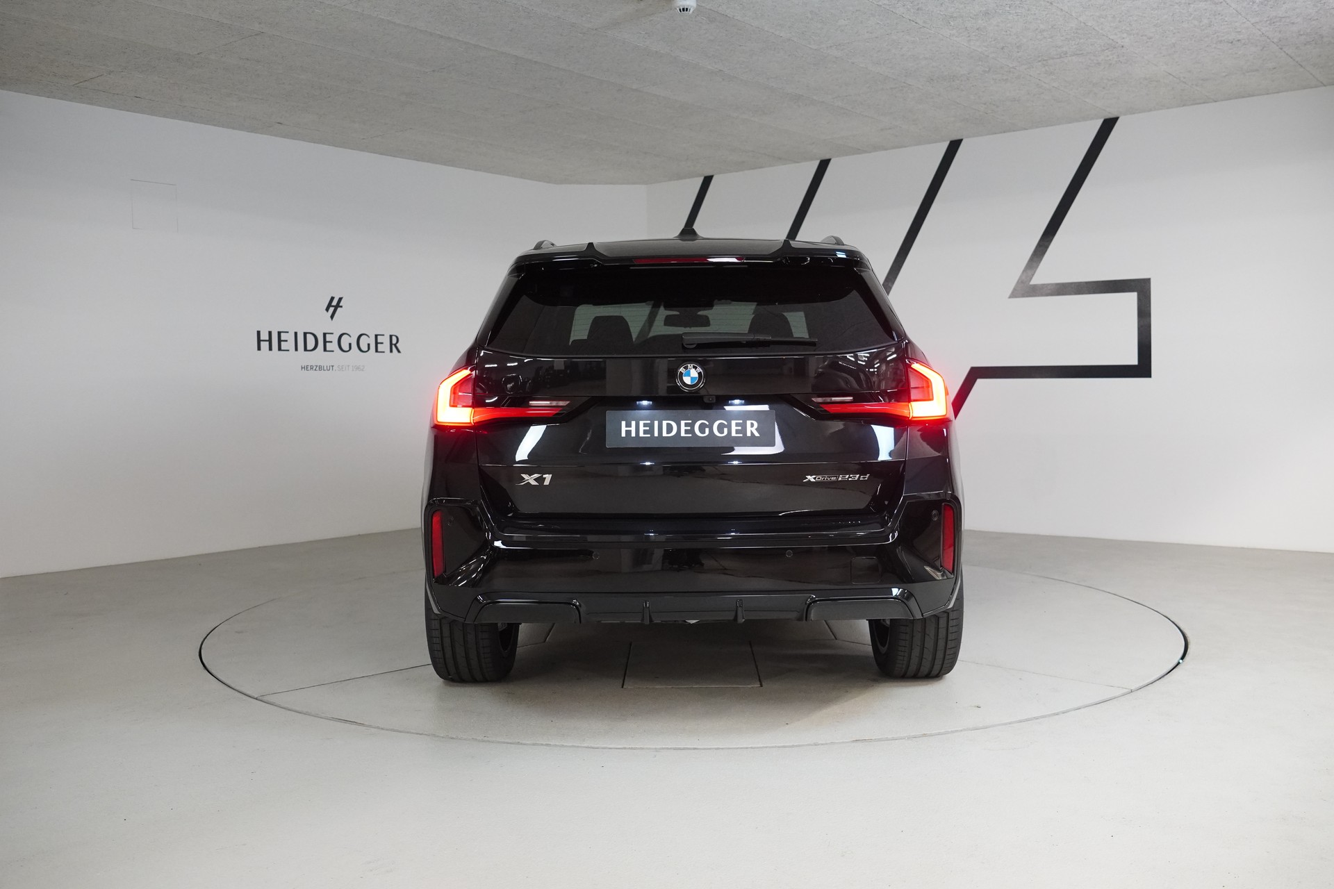 BMW X1 xDrive 23d 48V M Sport Pro-image-5
