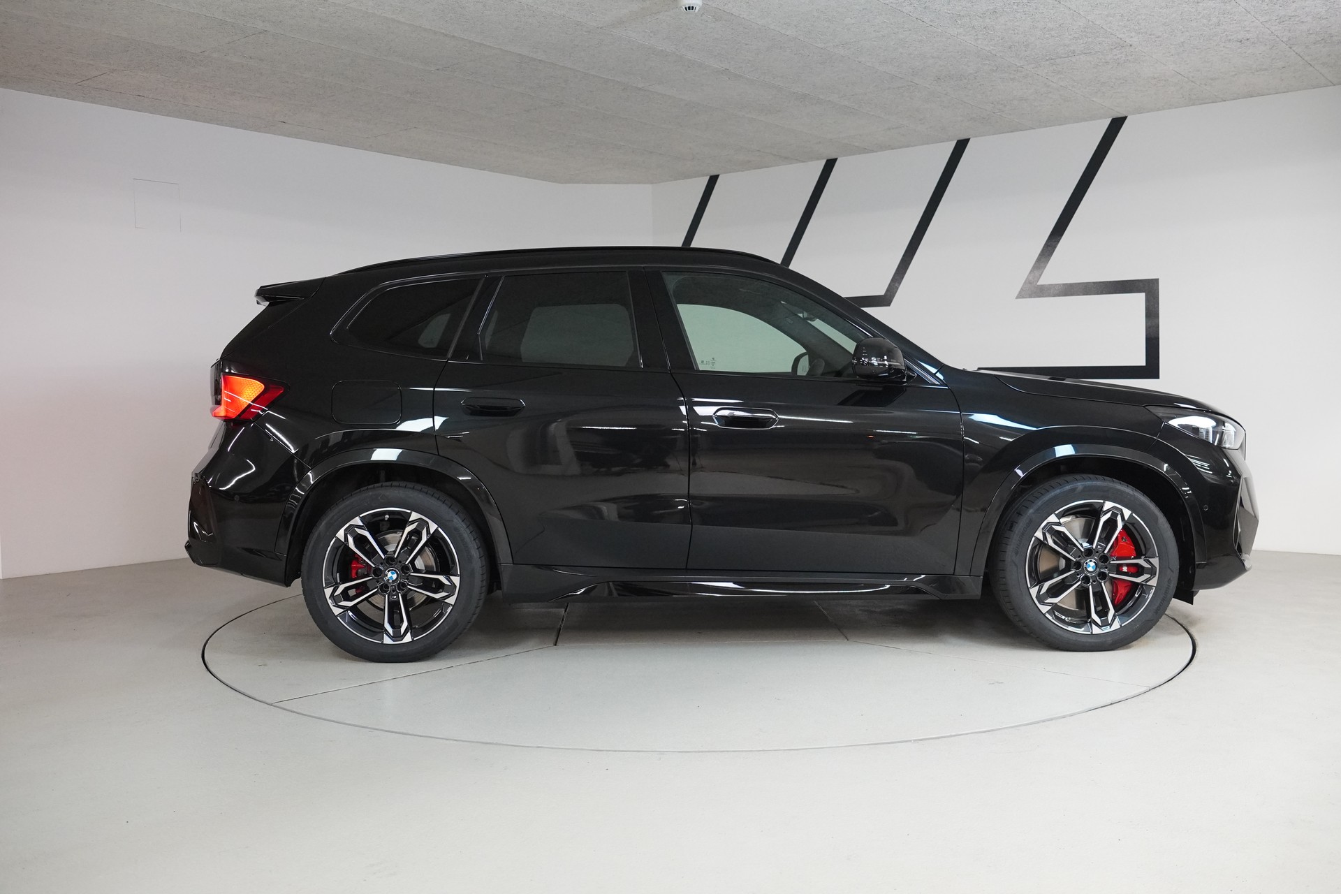 BMW X1 xDrive 23d 48V M Sport Pro-image-7