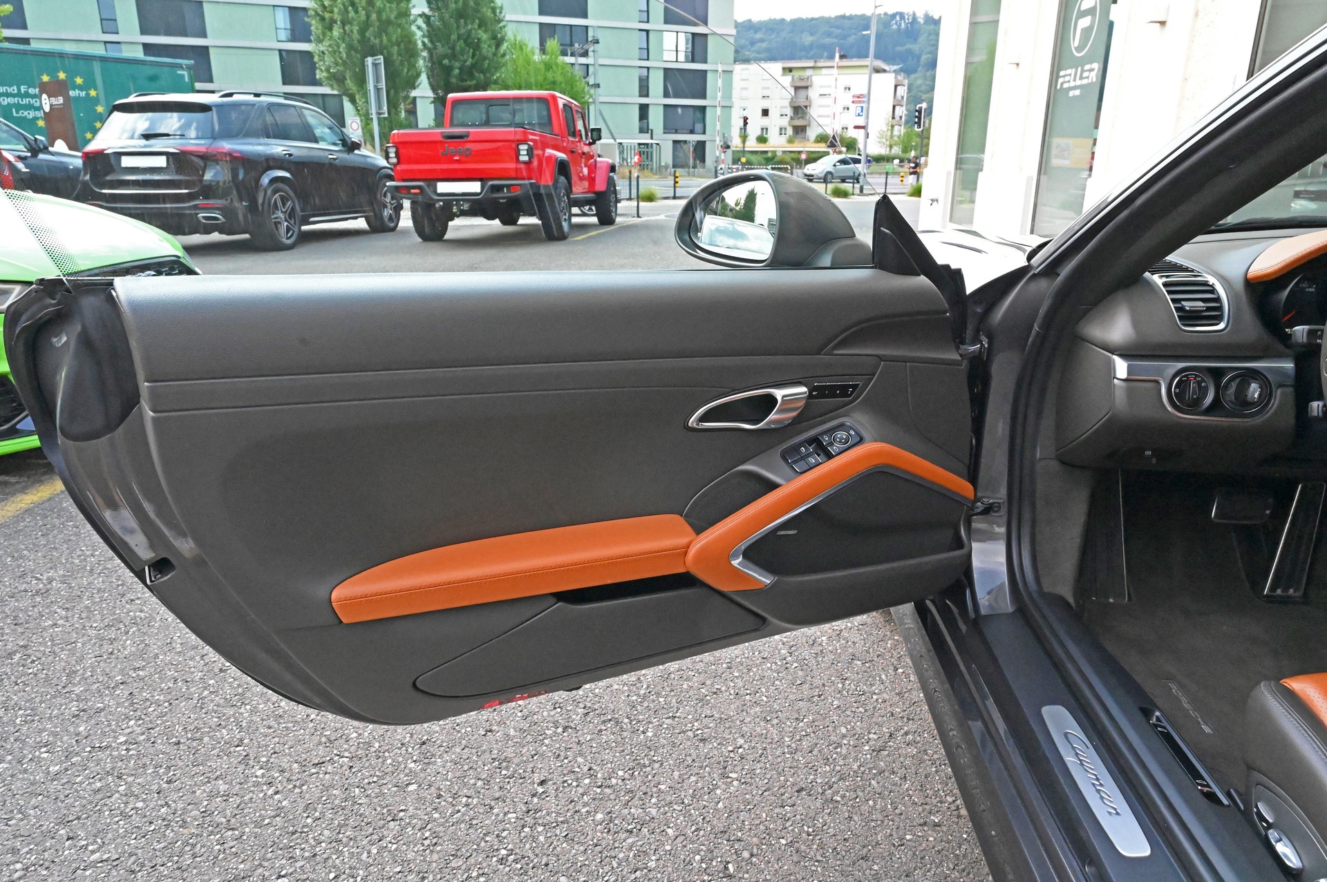 PORSCHE Cayman 2.7 PDK-image-14