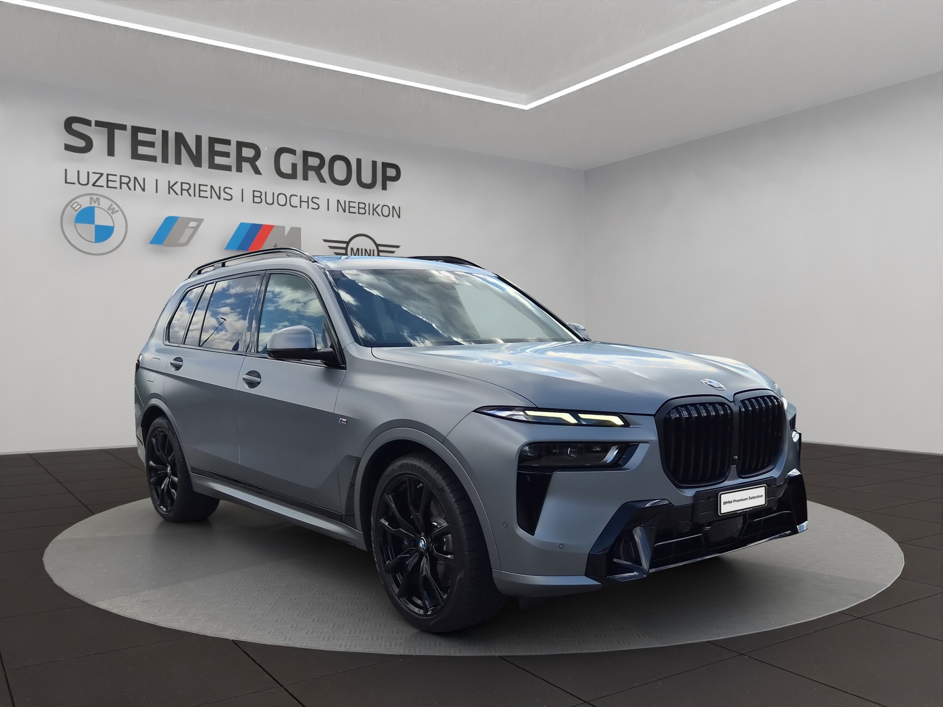 BMW X7 xDrive 48V 40d M Sport Pro Steptronic-showroom-element-2