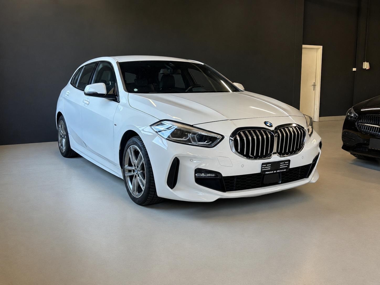 BMW 118i Sport Line Steptronic