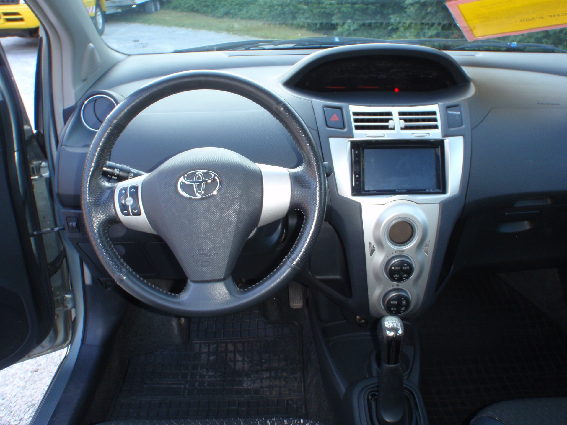 TOYOTA Yaris 1.8 TS-image-7