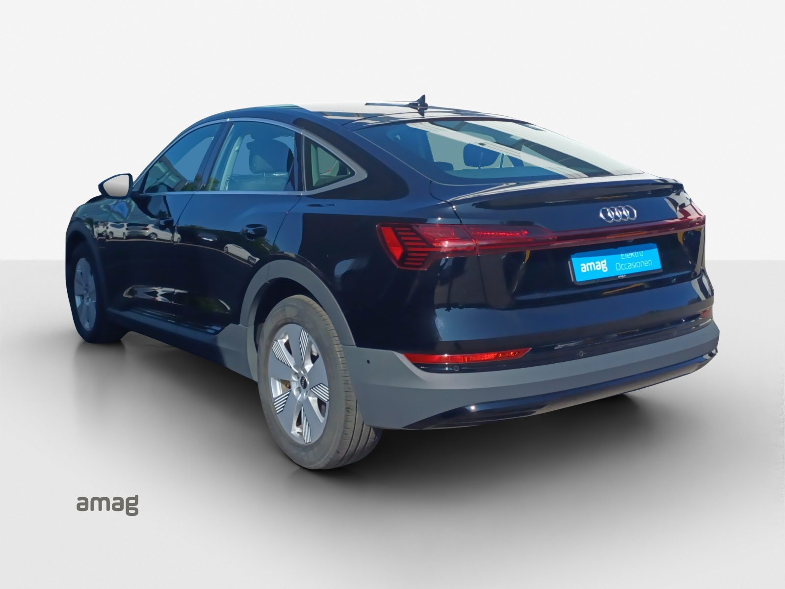 AUDI e-tron 55 Sportback quattro-showroom-element-2
