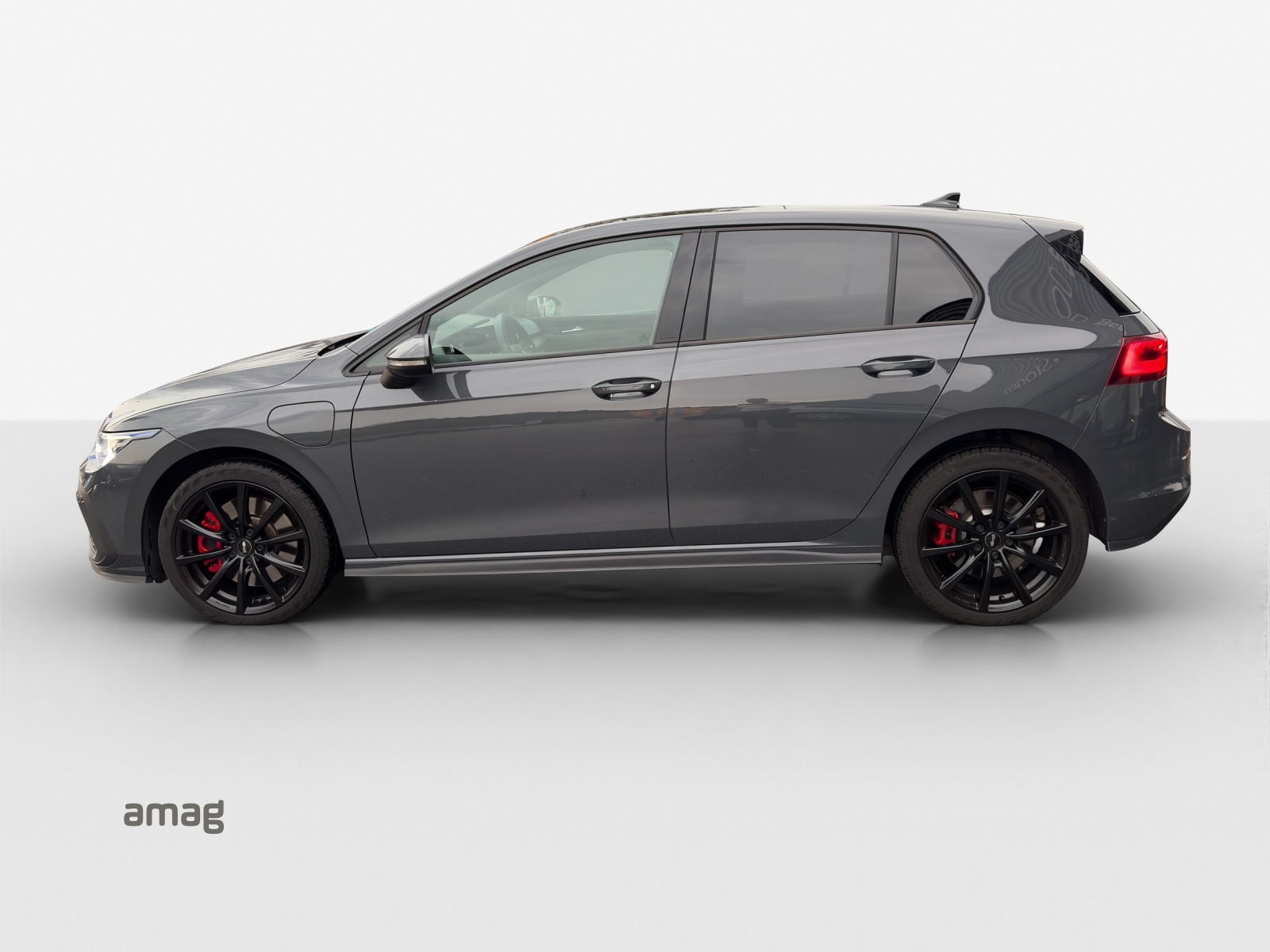 VW Golf 1.4 TSI PHEV GTE-showroom-element-1