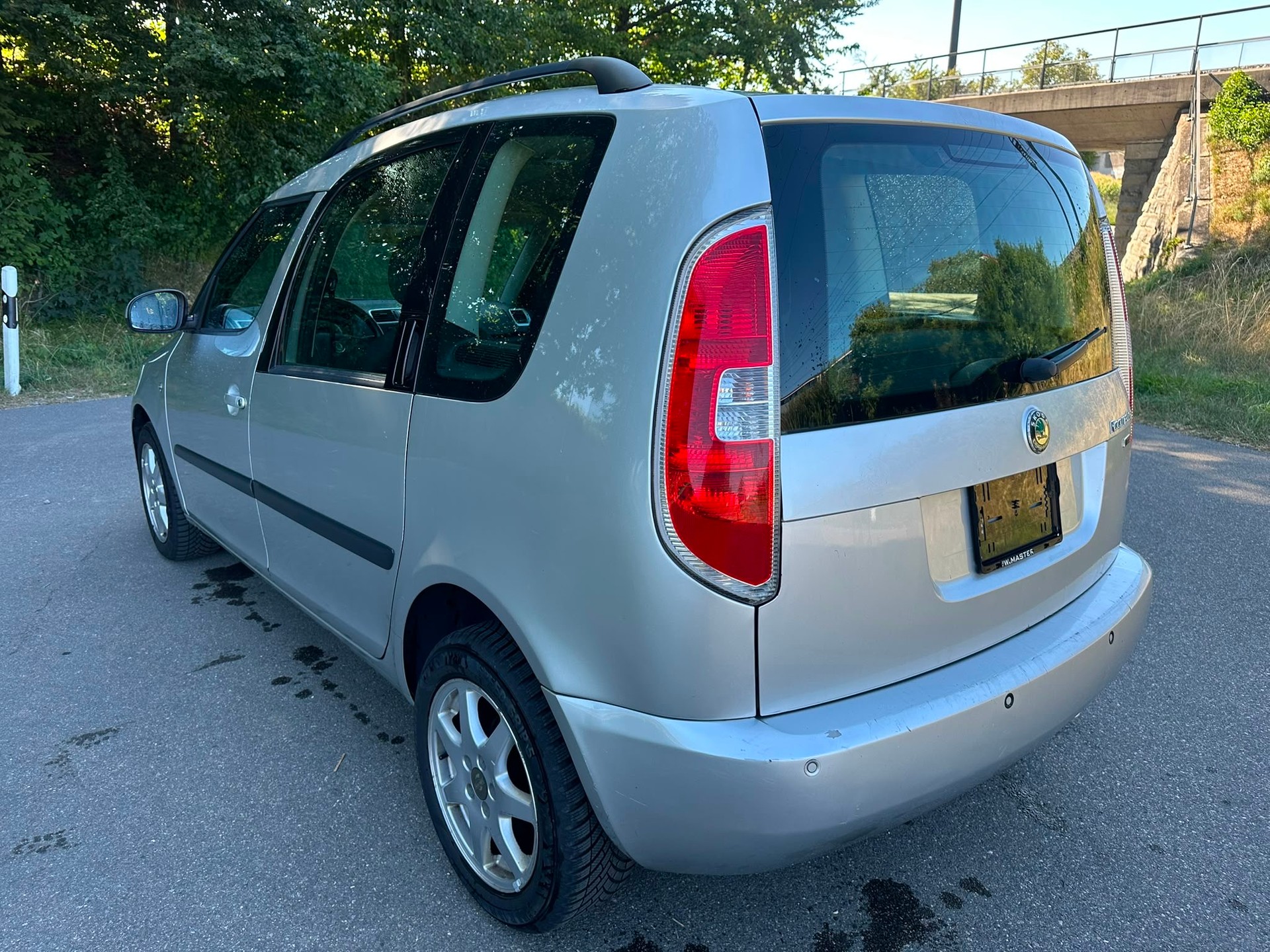 SKODA Roomster 1.9 TDI Style-image-4