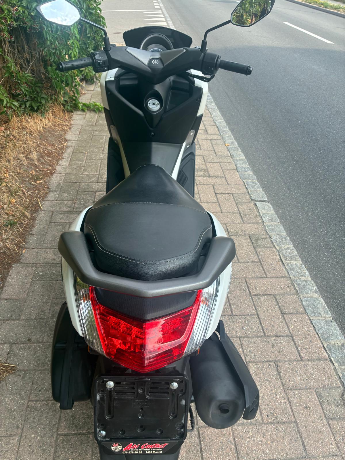 YAMAHA N-Max GPD 125A ABS-image-5