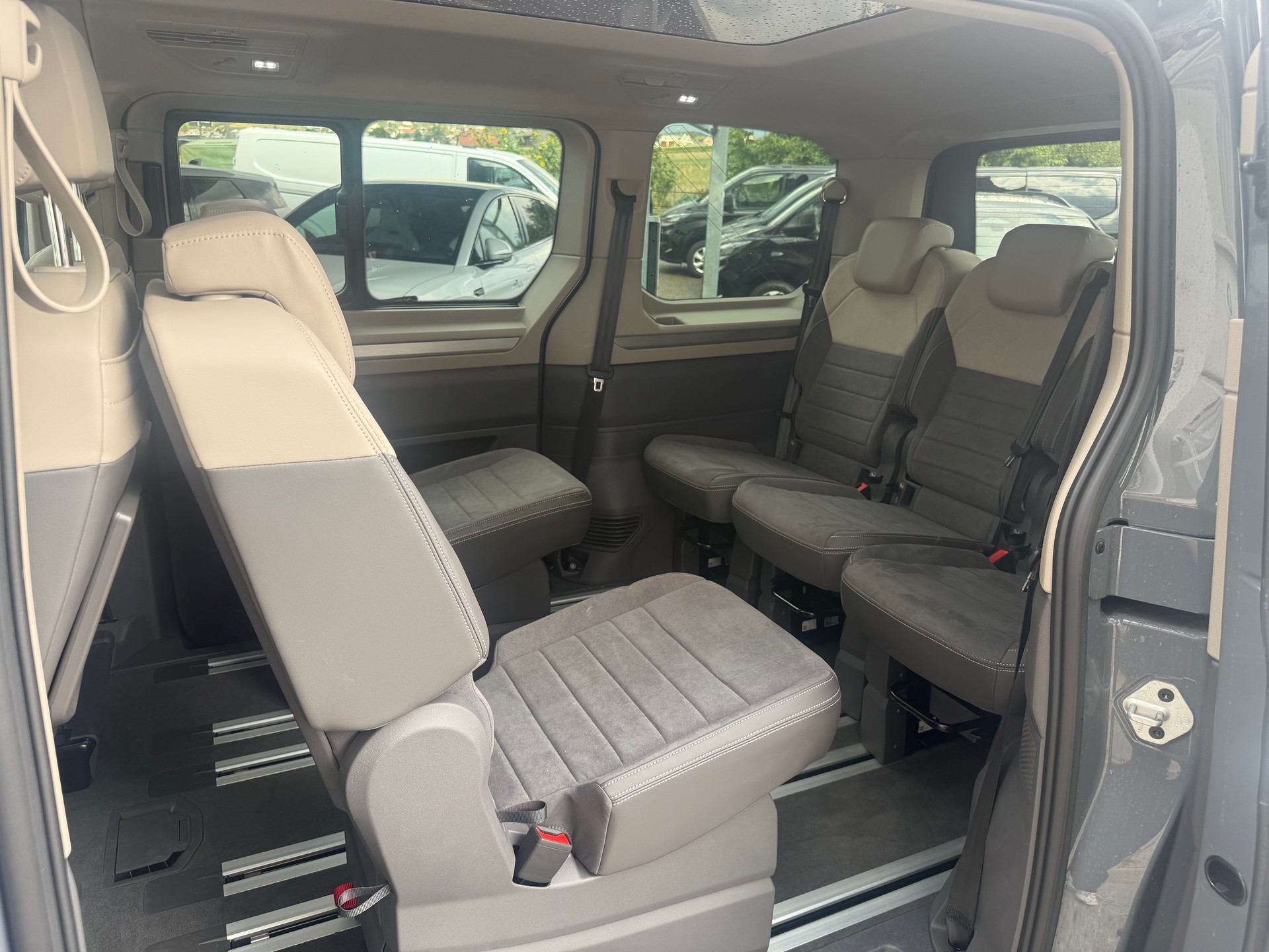 VW Multivan kurz 2.0 TDI Style DSG-image-14