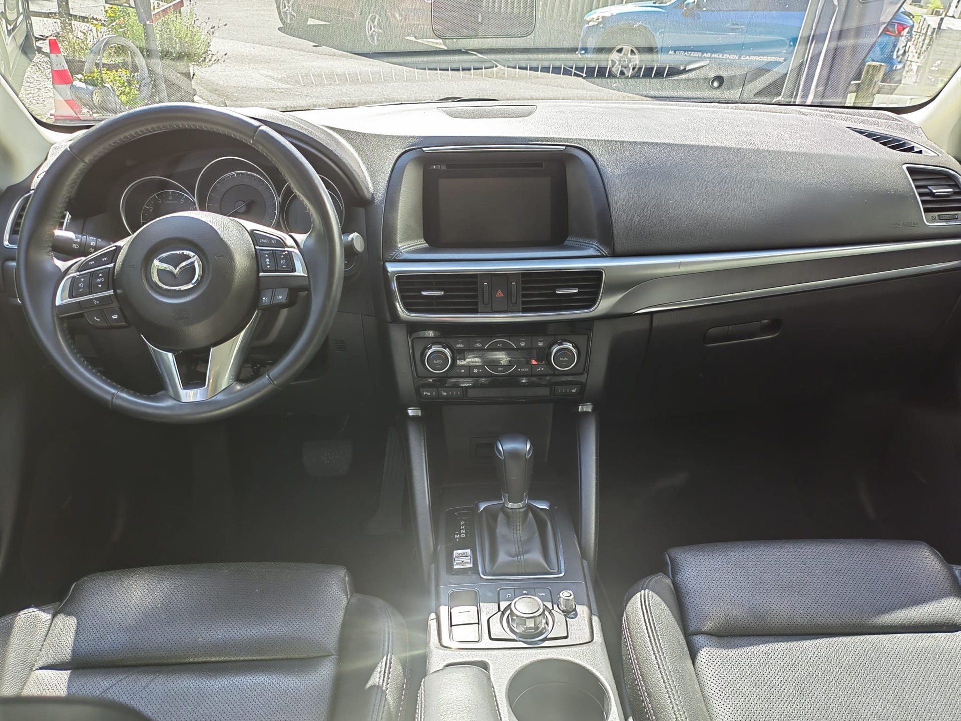 MAZDA CX-5 2.5 Revolution AWD-image-12
